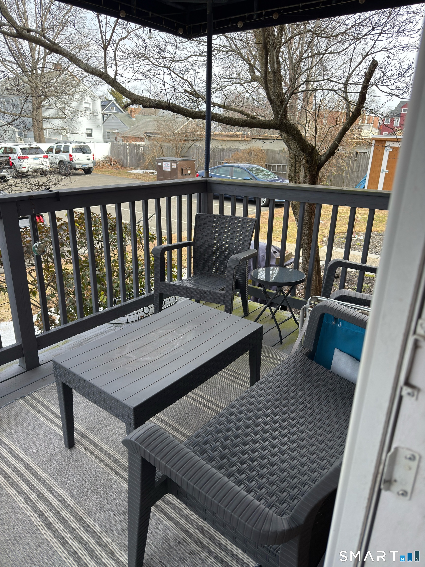 1 Peck Avenue 6