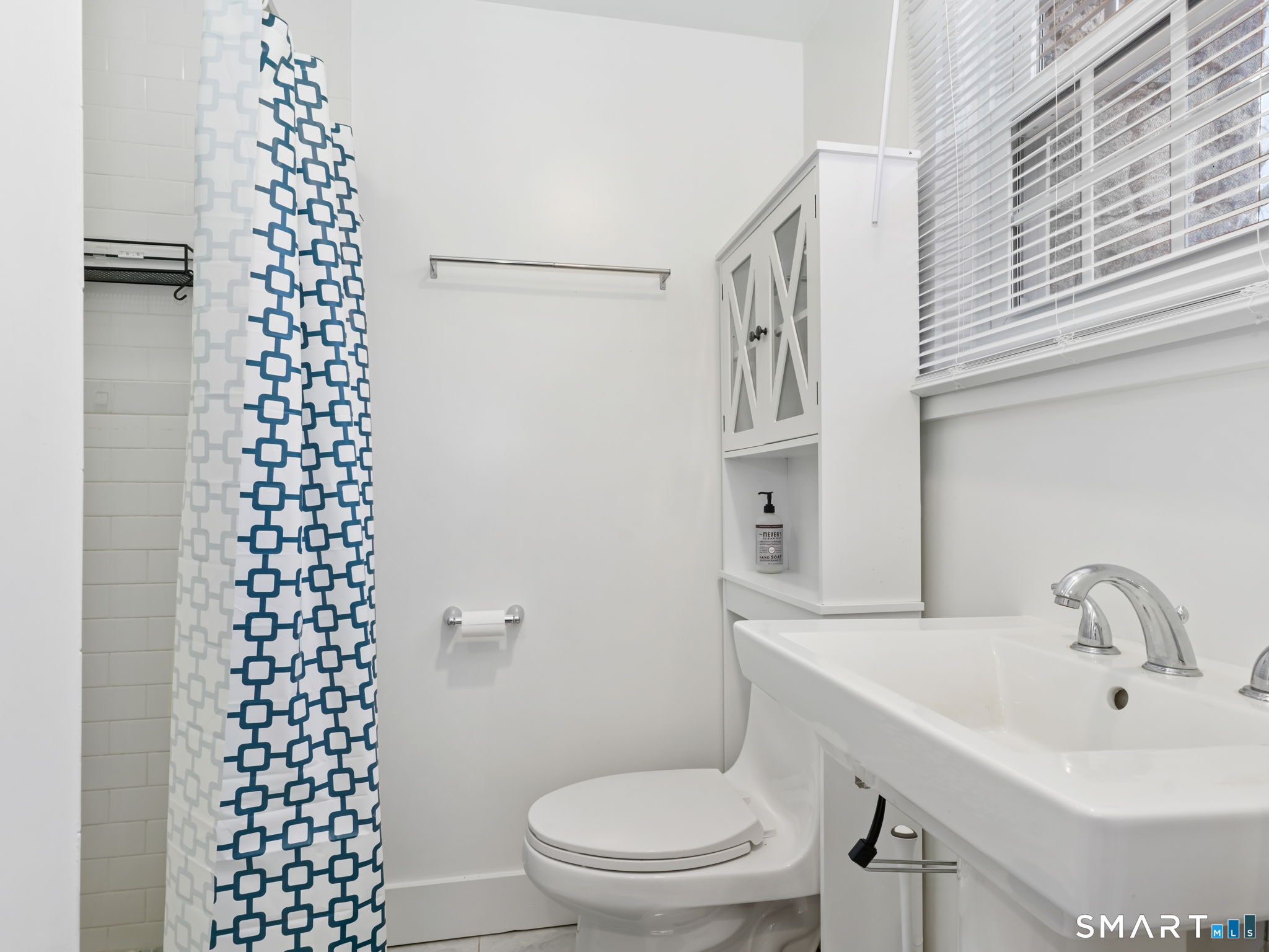 212 New Canaan Avenue COTTAGE