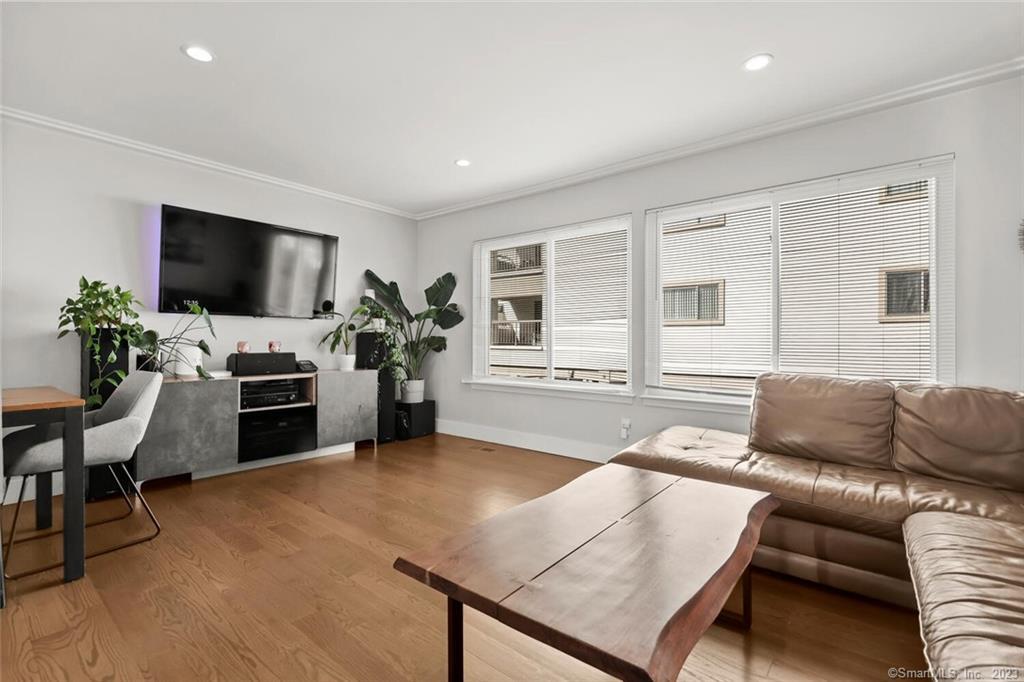 1611 Washington Boulevard APT 6