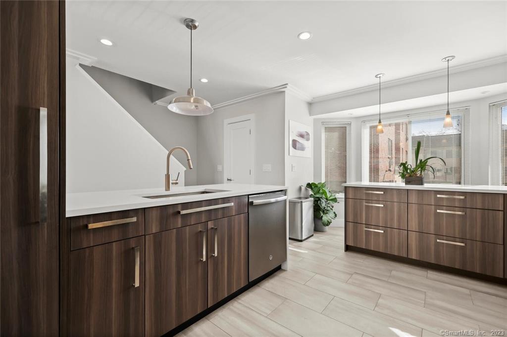 1611 Washington Boulevard APT 6