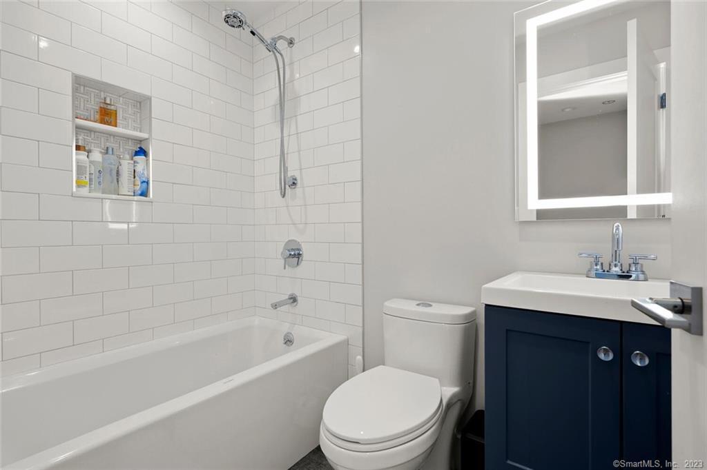 1611 Washington Boulevard APT 6