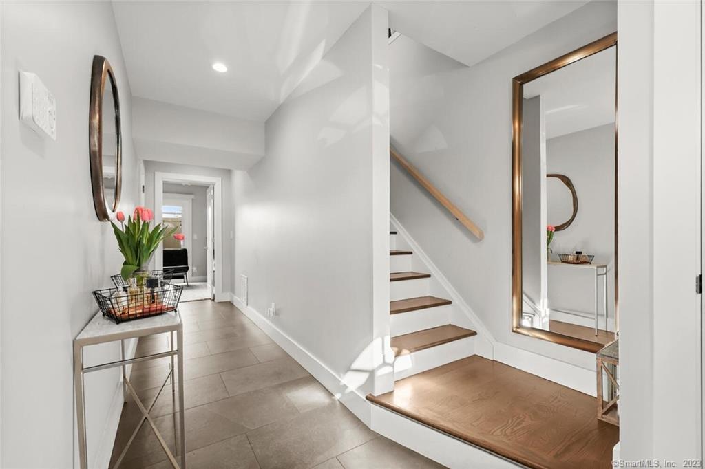 1611 Washington Boulevard APT 6