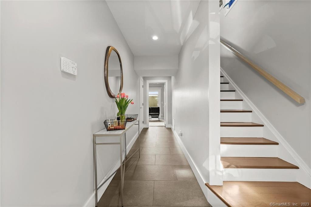 1611 Washington Boulevard APT 6