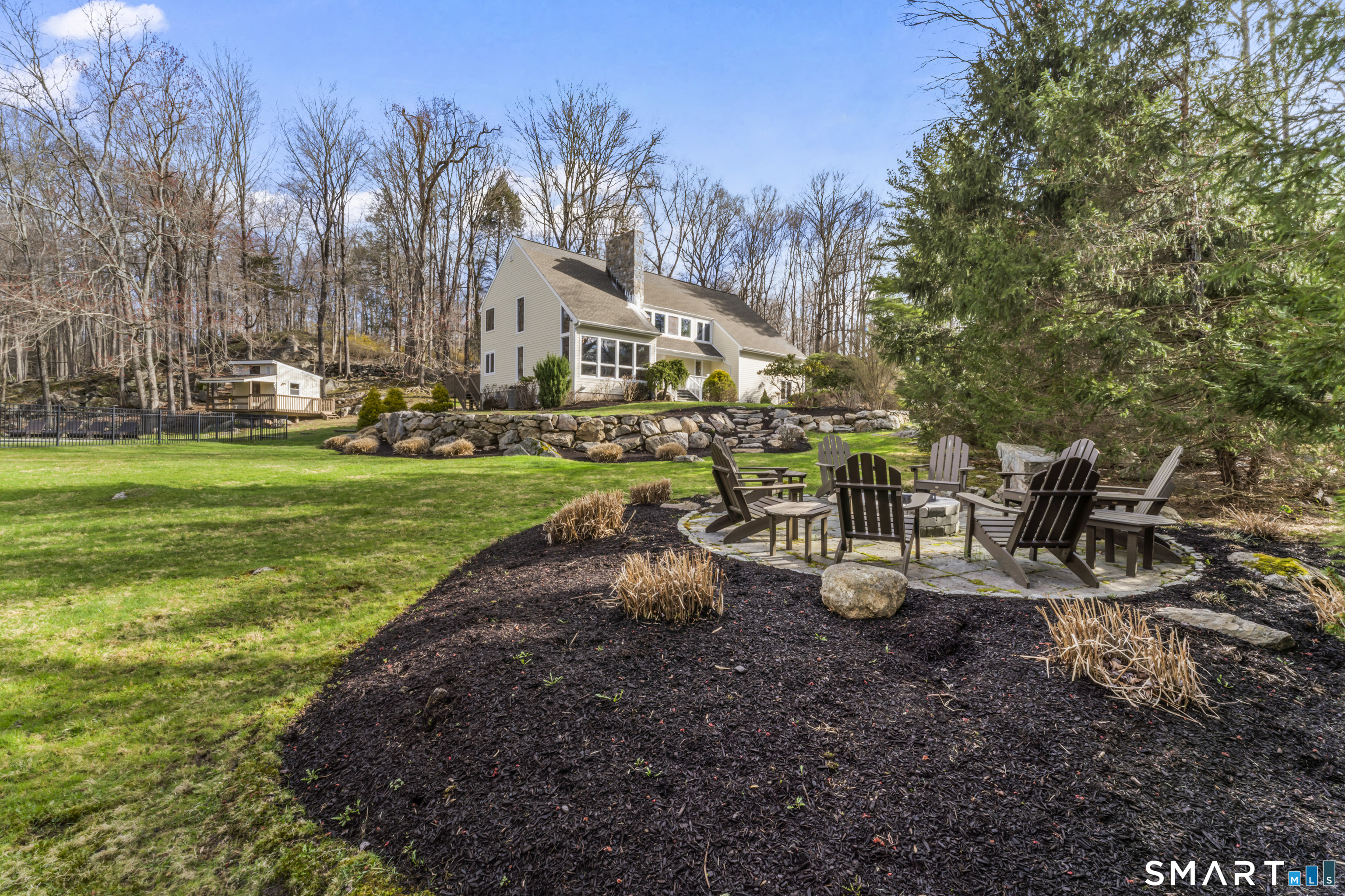 60 Old Easton Turnpike