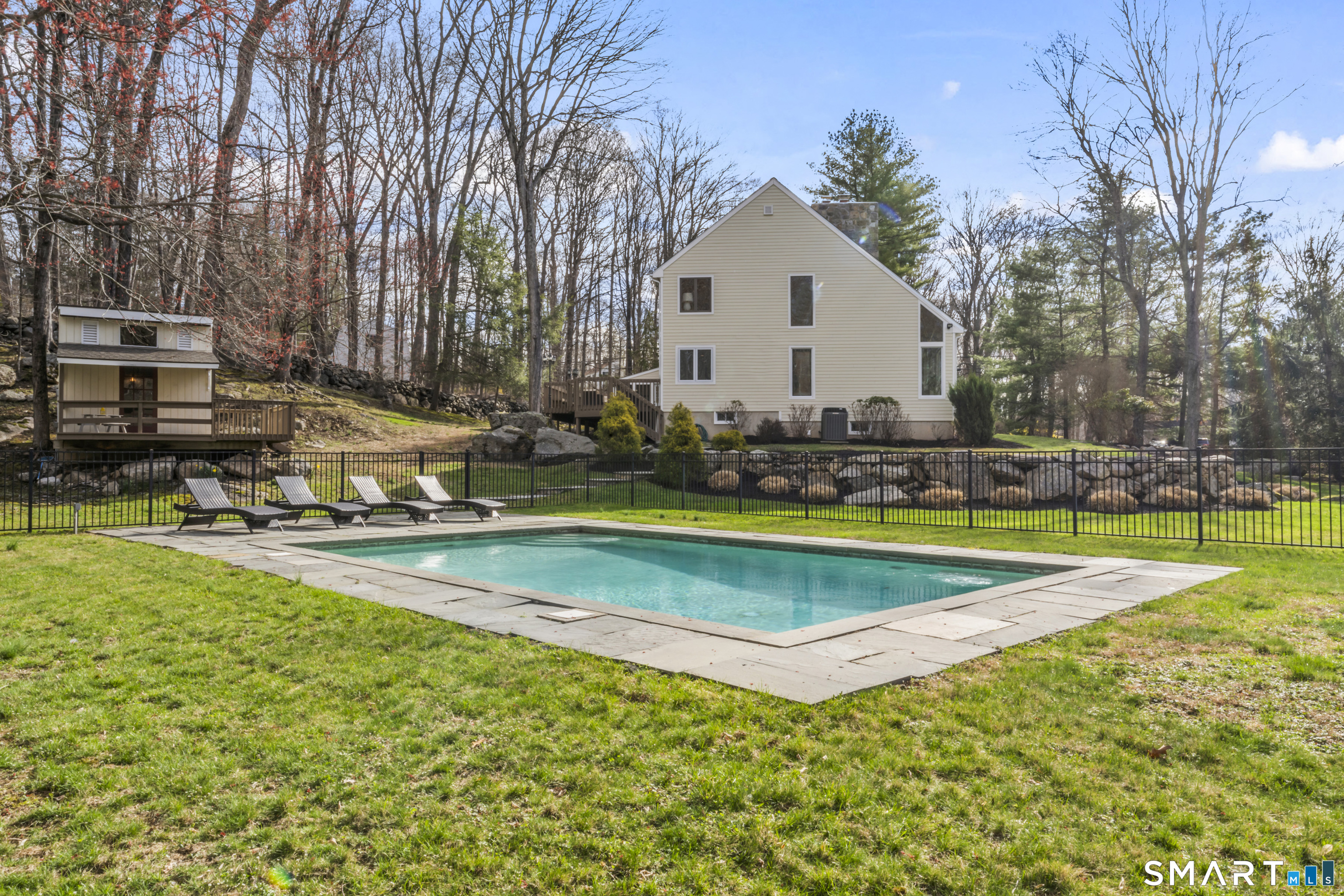 60 Old Easton Turnpike