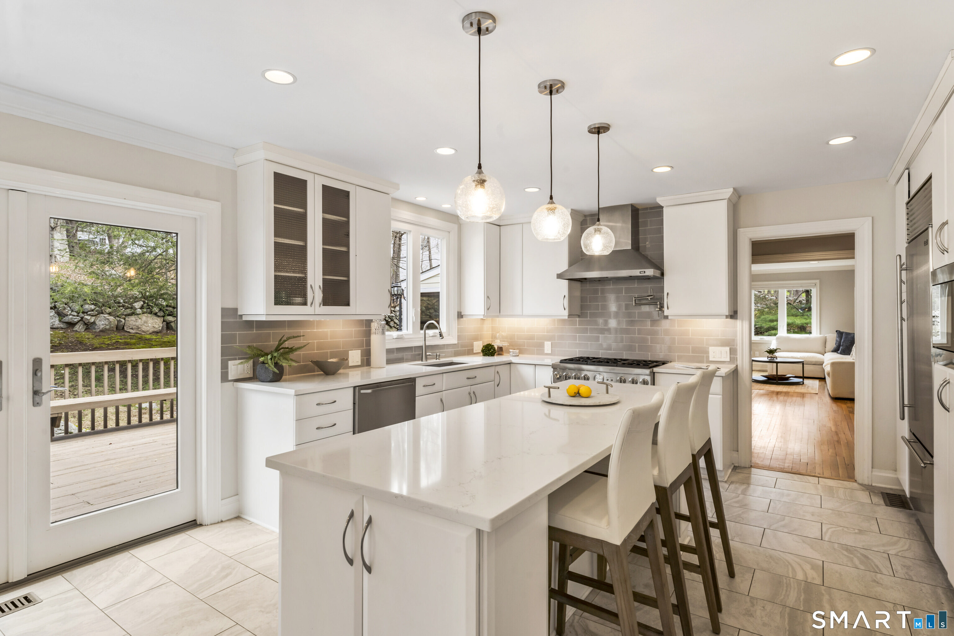 60 Old Easton Turnpike