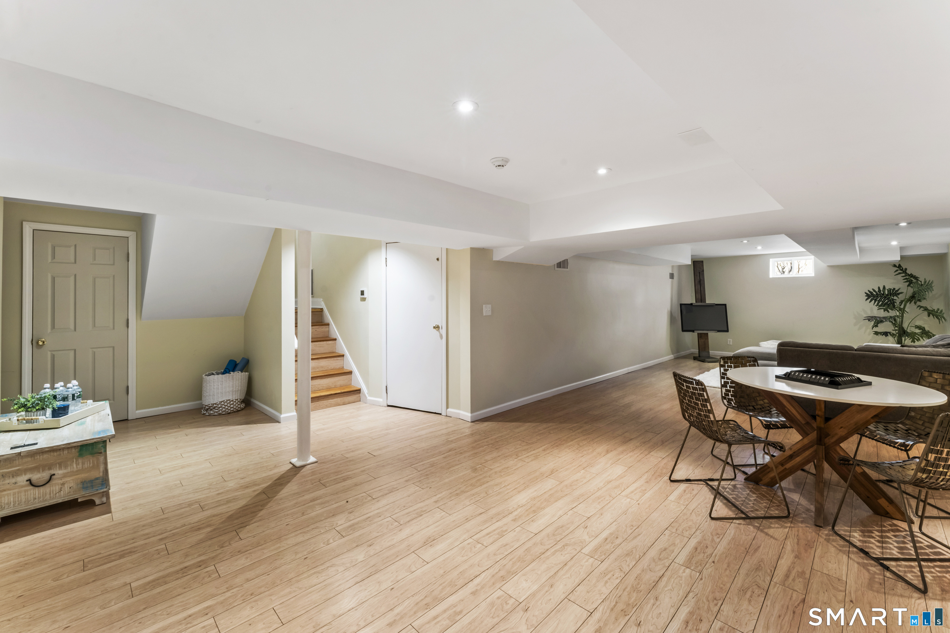 60 Old Easton Turnpike