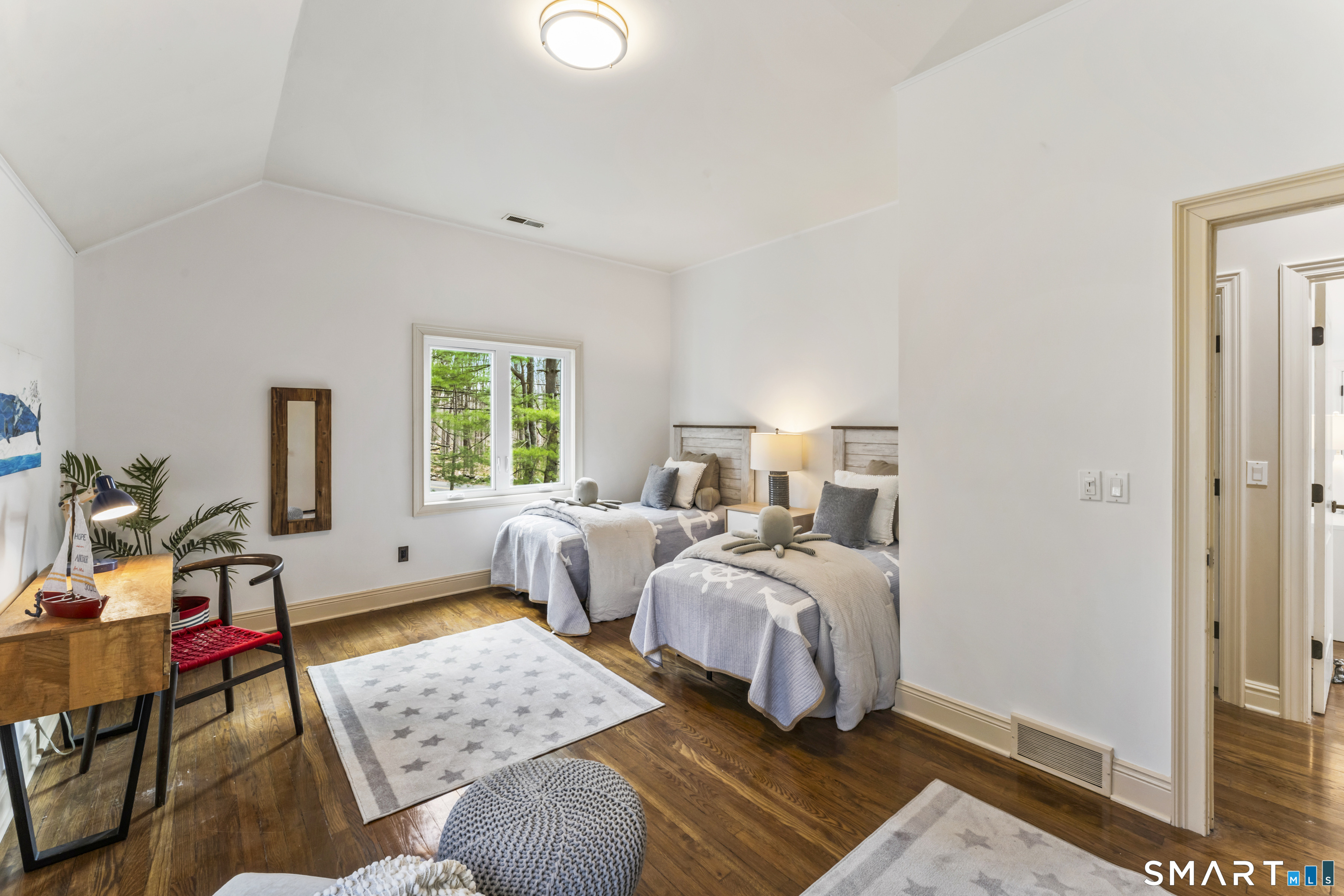 60 Old Easton Turnpike