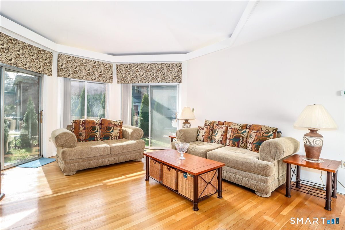 160 Fairfield Woods Road 20