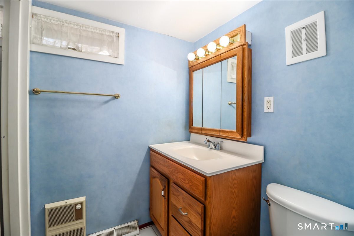 160 Fairfield Woods Road 20