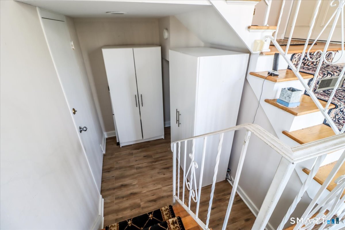 160 Fairfield Woods Road 20