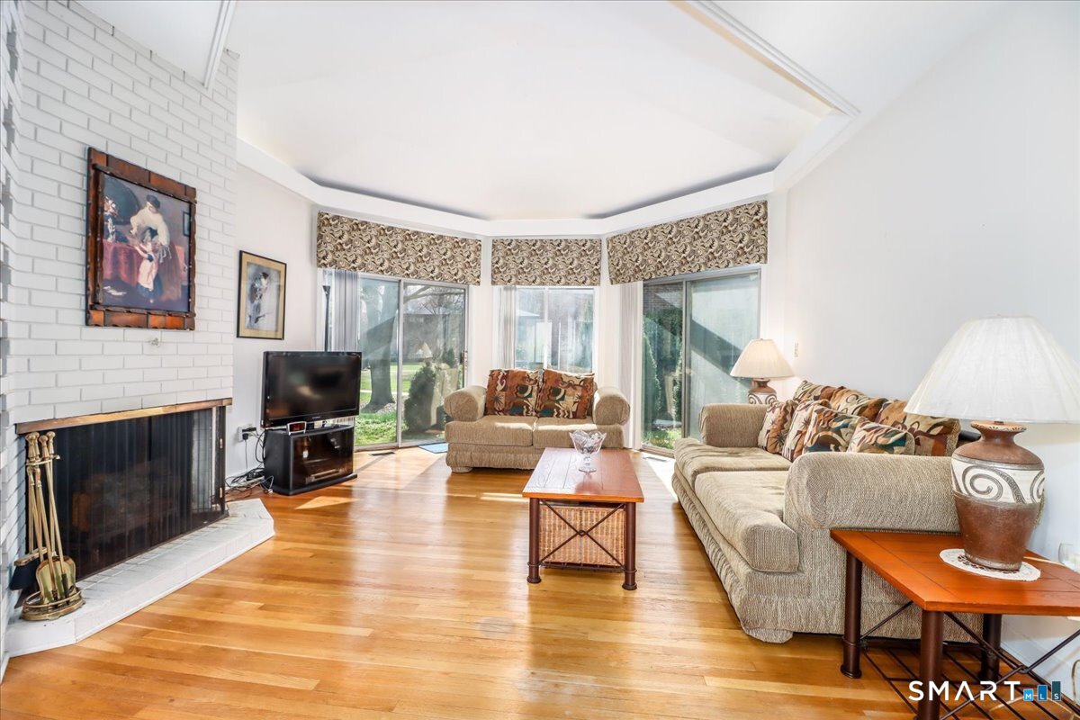 160 Fairfield Woods Road 20