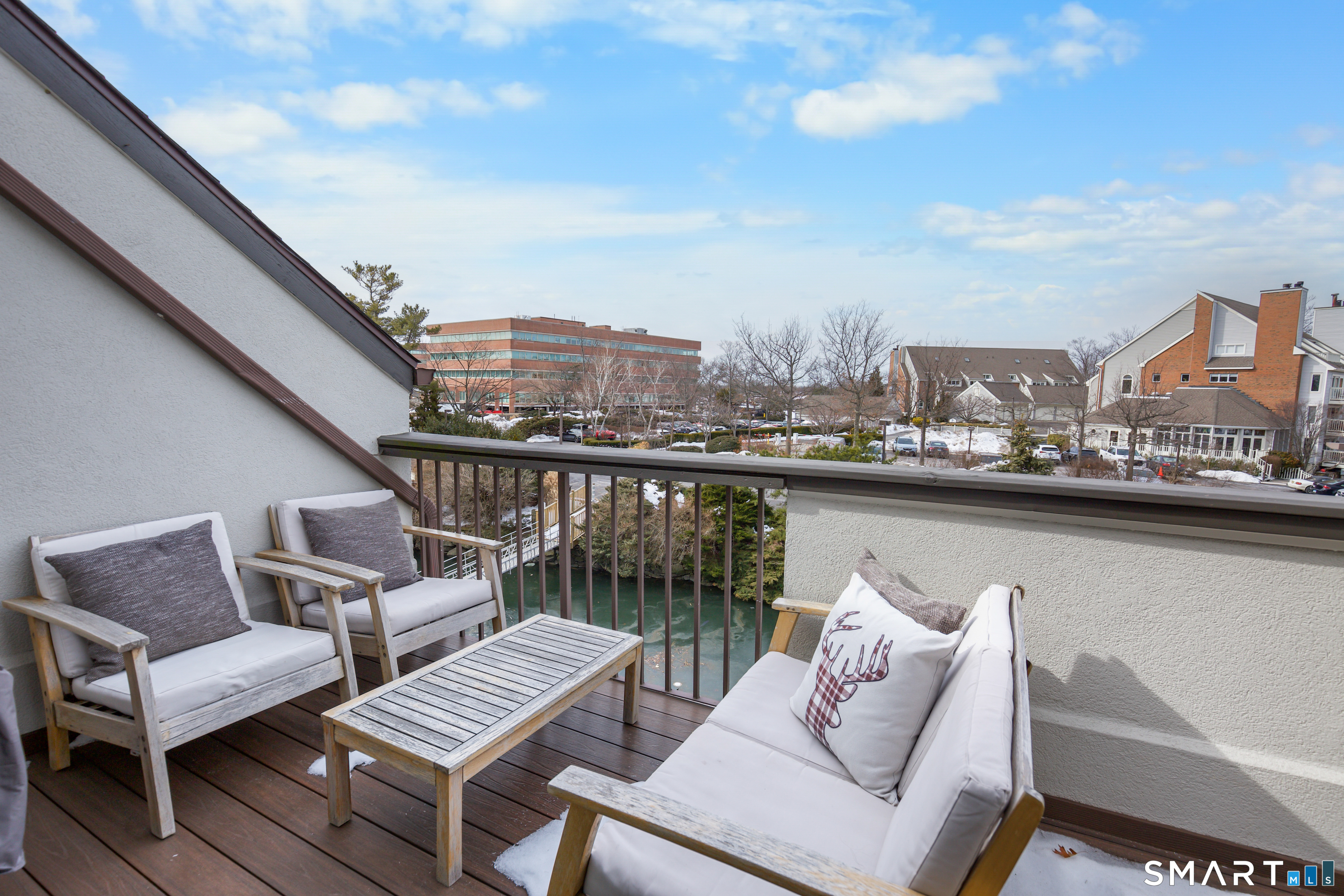 105 Harbor Drive 112