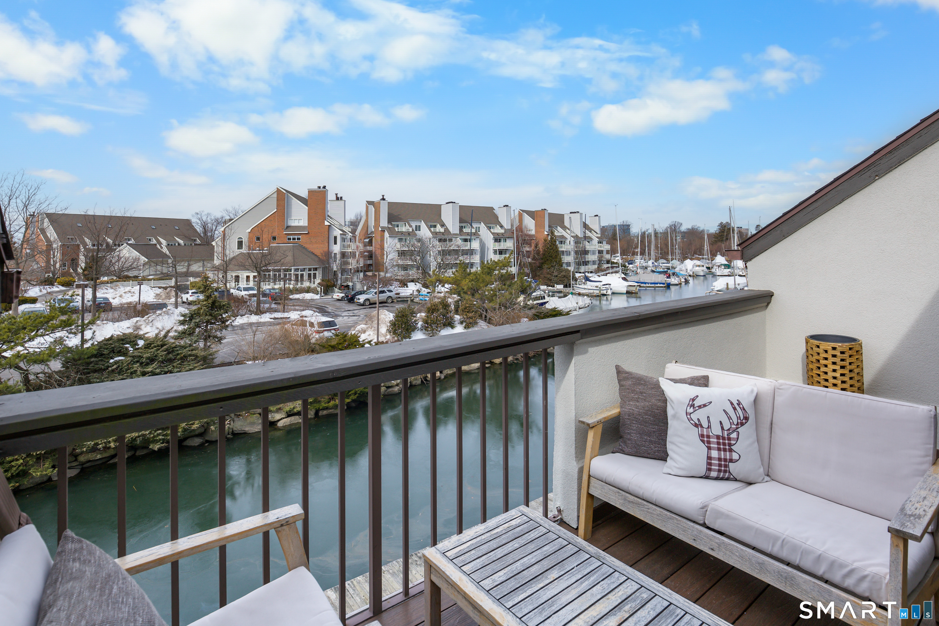 105 Harbor Drive 112