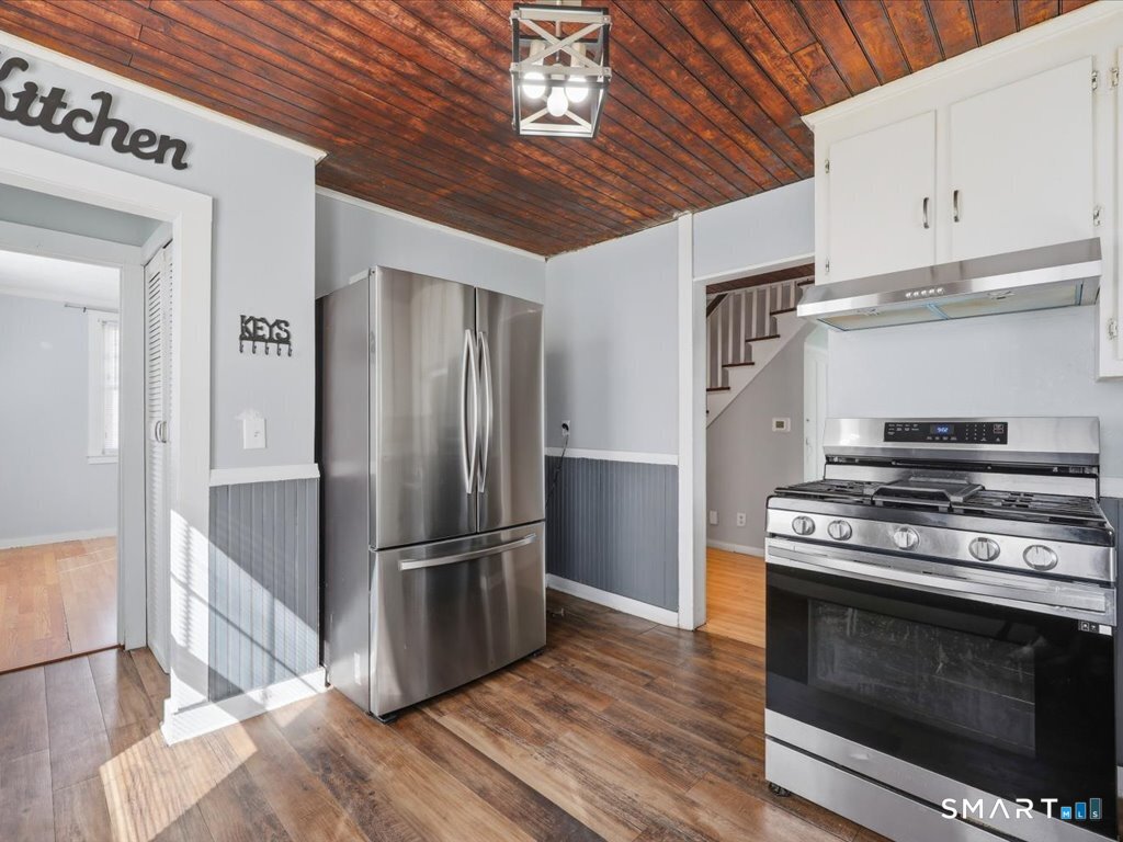 16 Grandview Terrace
