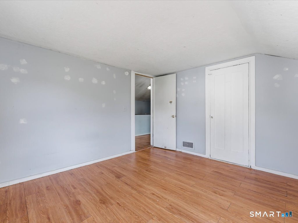 16 Grandview Terrace