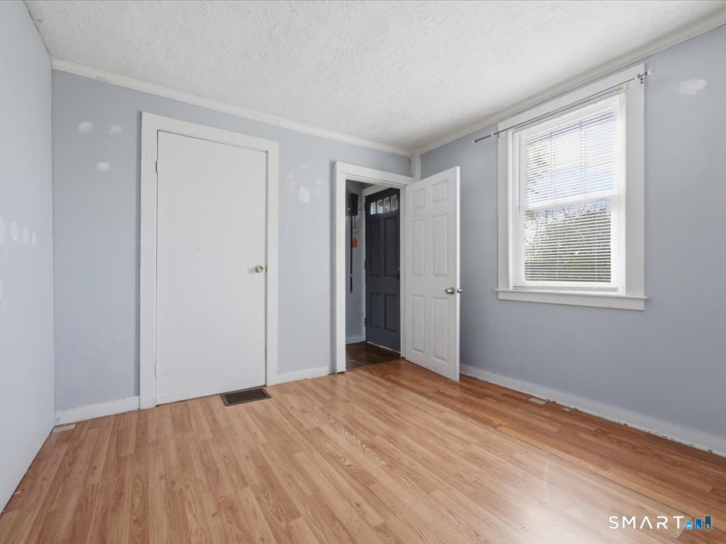16 Grandview Terrace