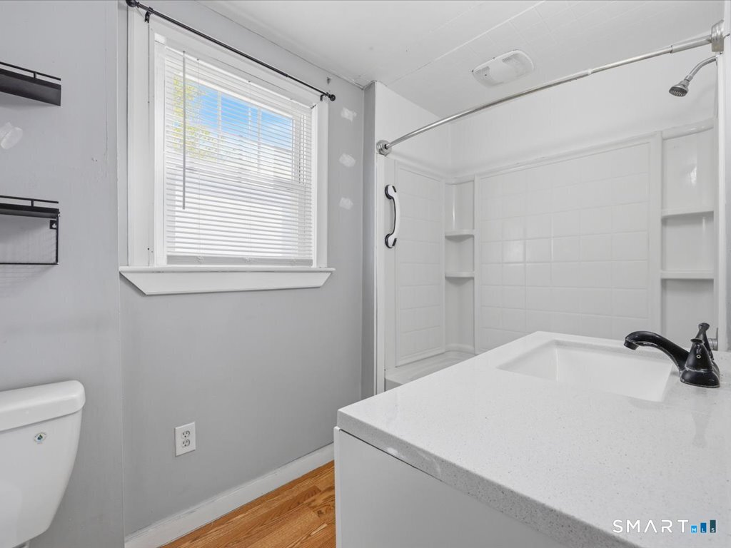 16 Grandview Terrace