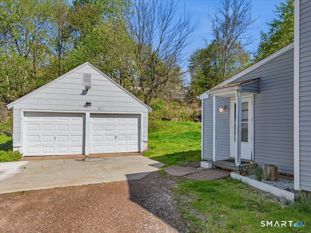 16 Grandview Terrace