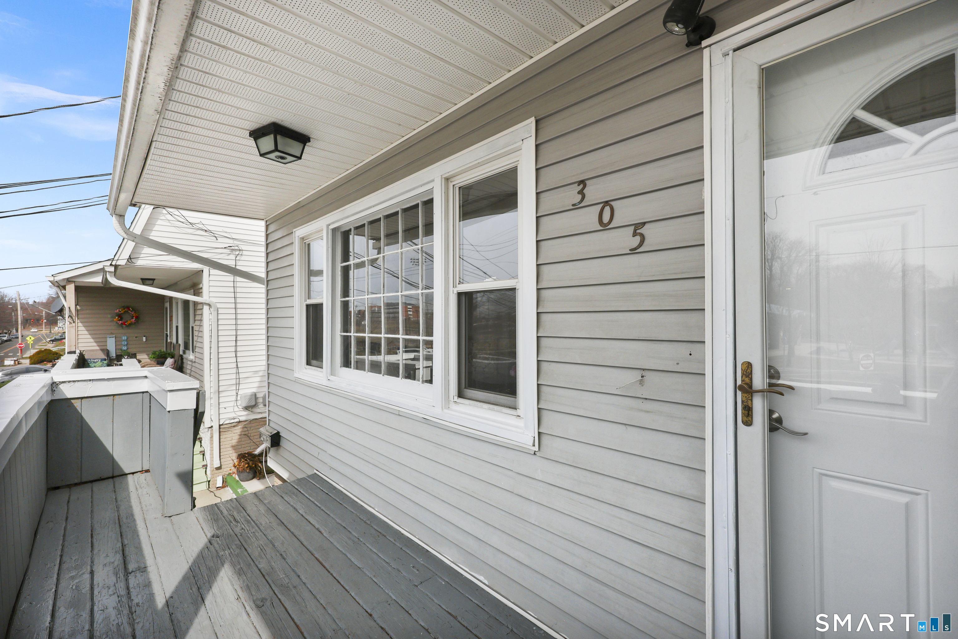 305 Mill Rock Road 305