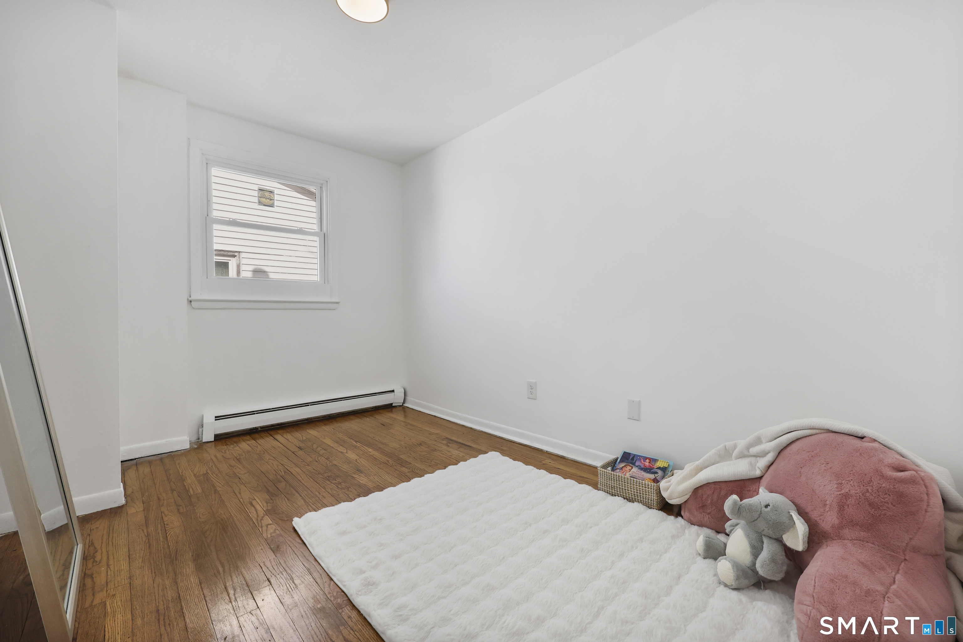 305 Mill Rock Road 305