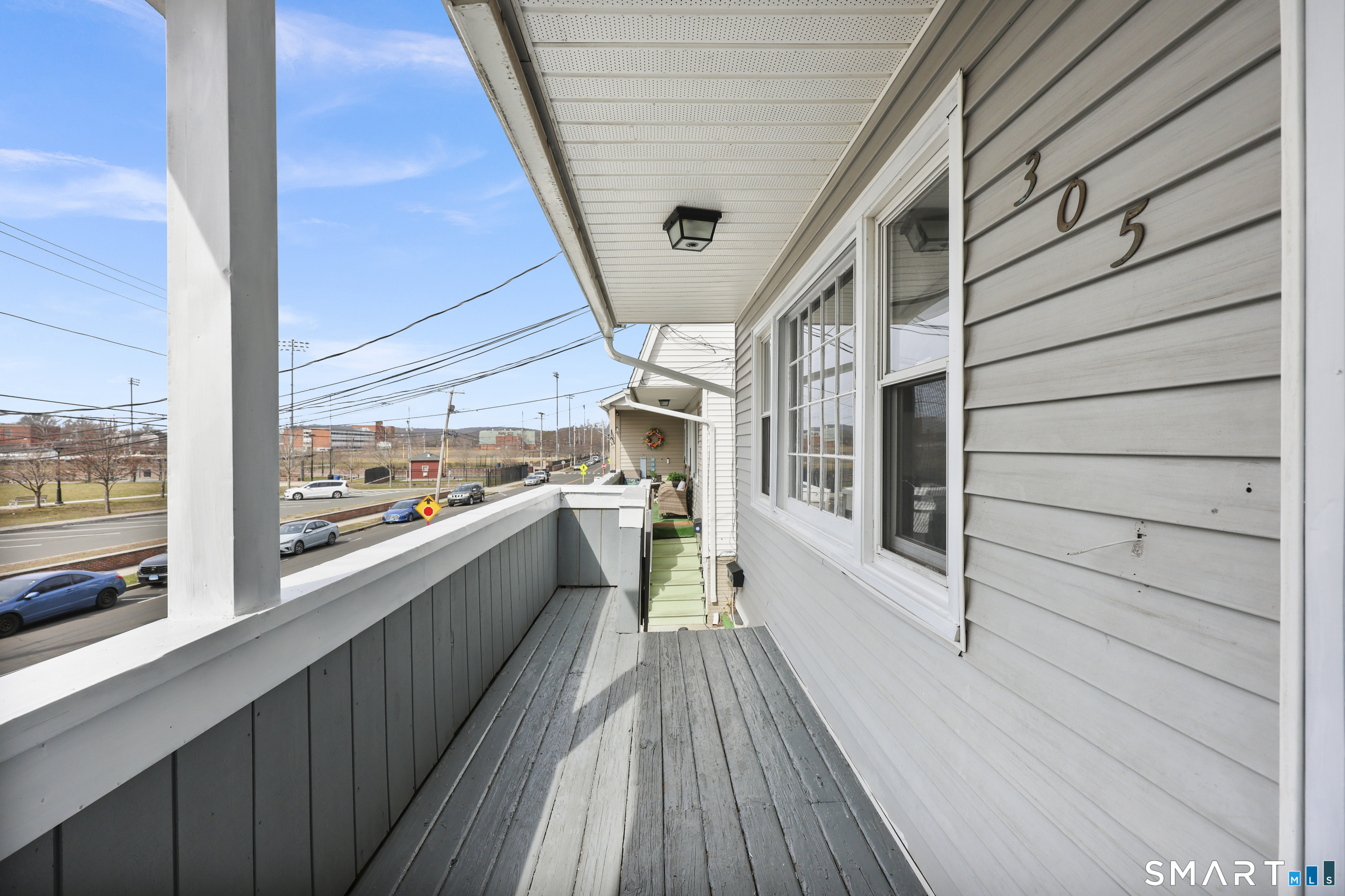 305 Mill Rock Road 305