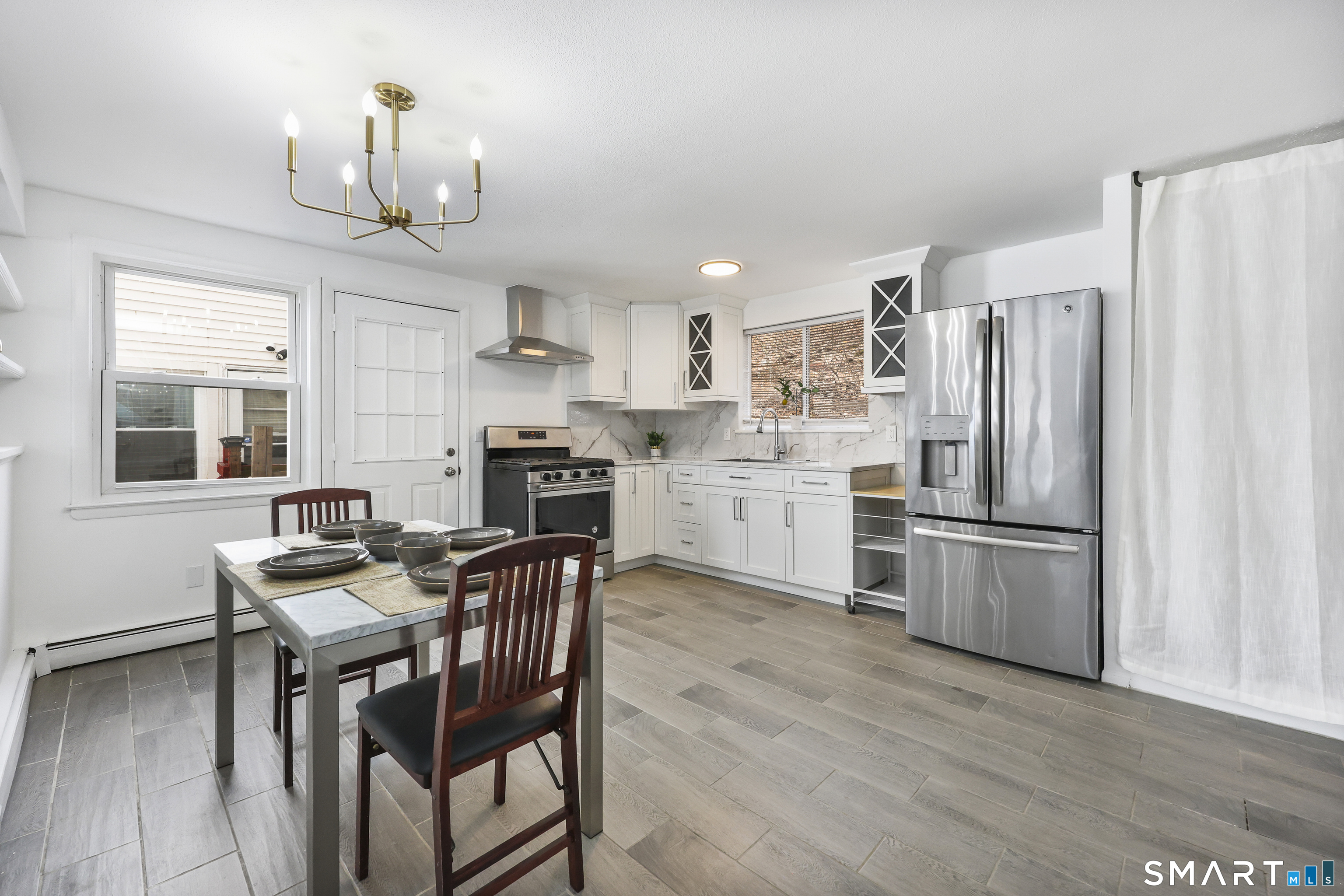 305 Mill Rock Road 305