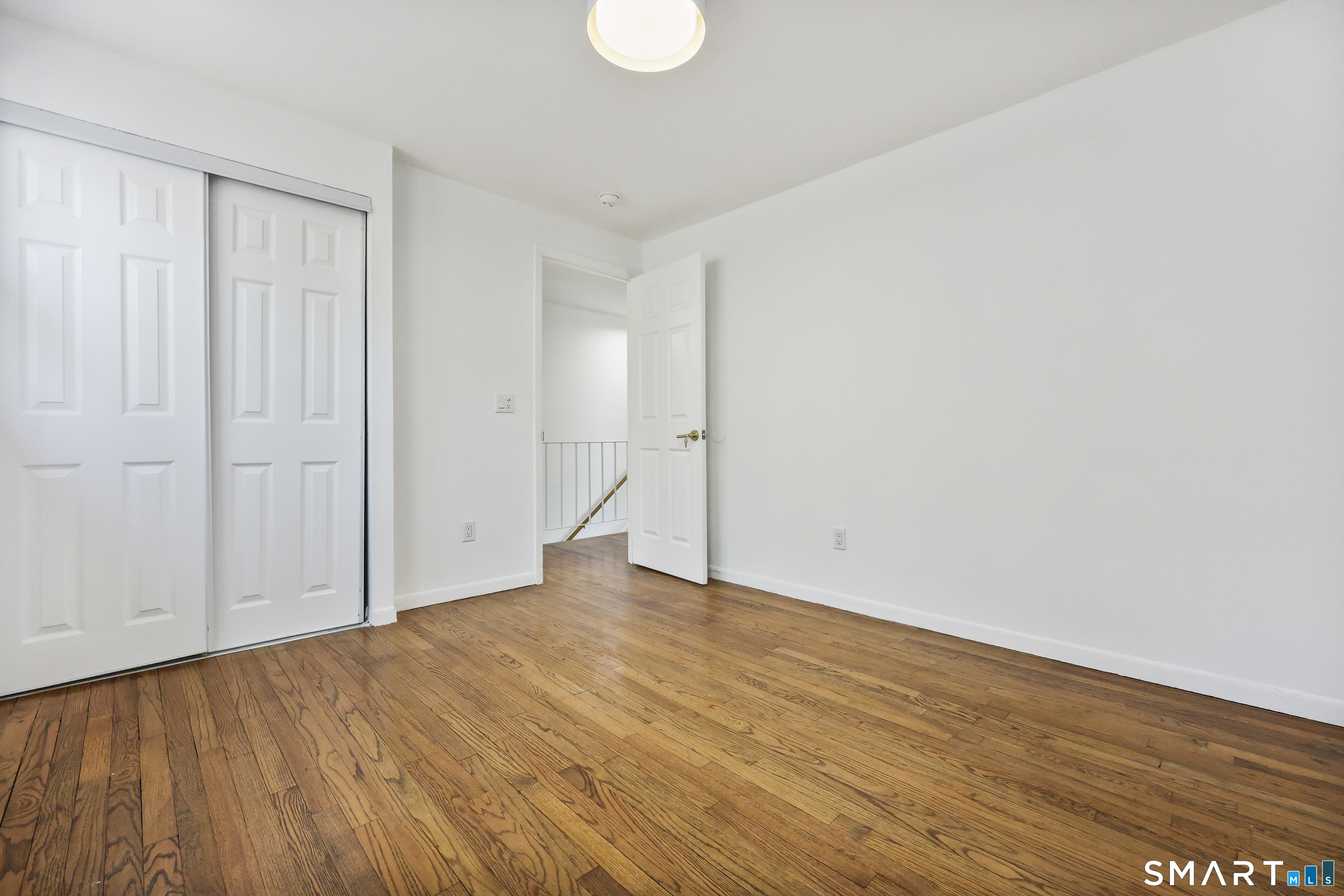 305 Mill Rock Road 305