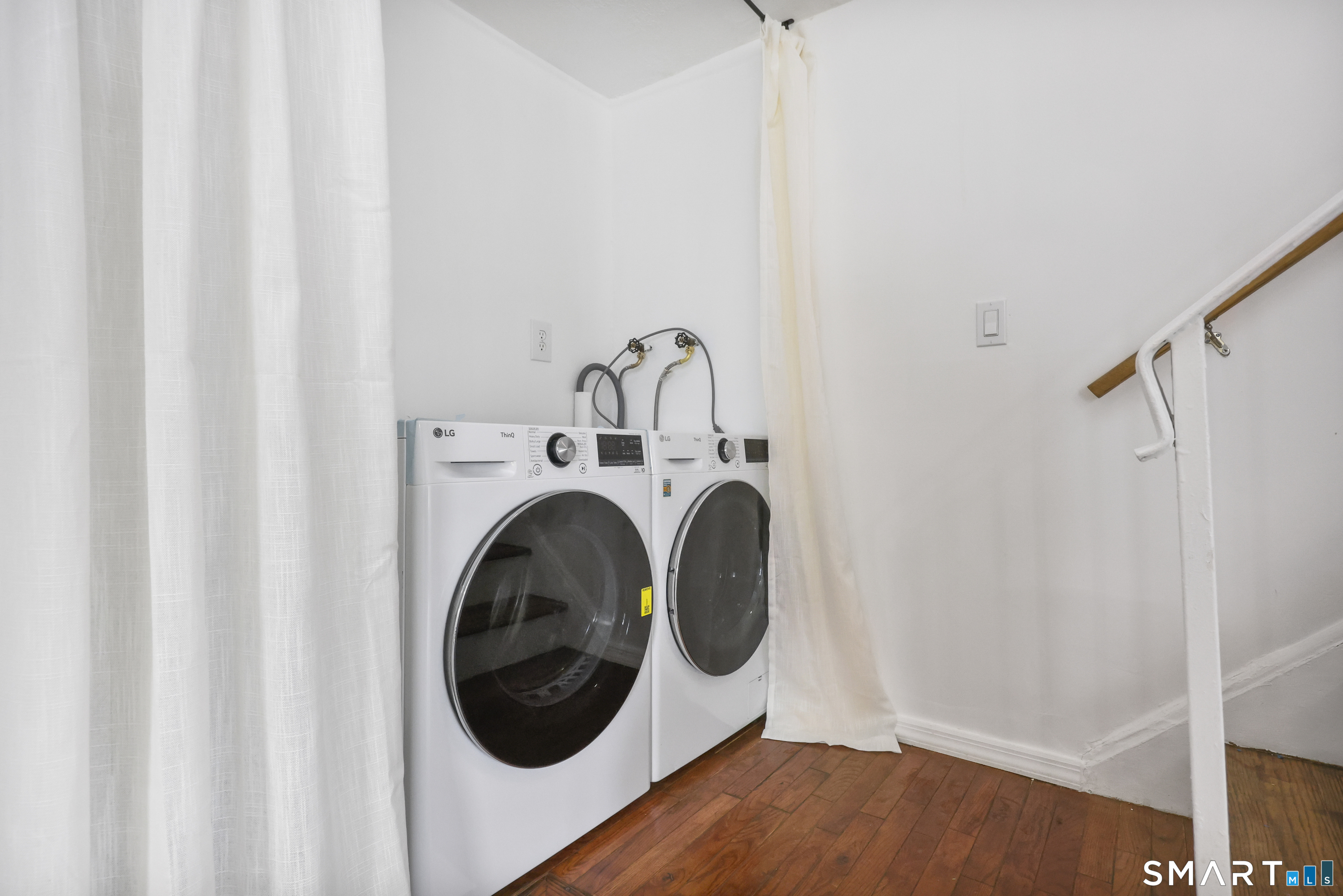 305 Mill Rock Road 305