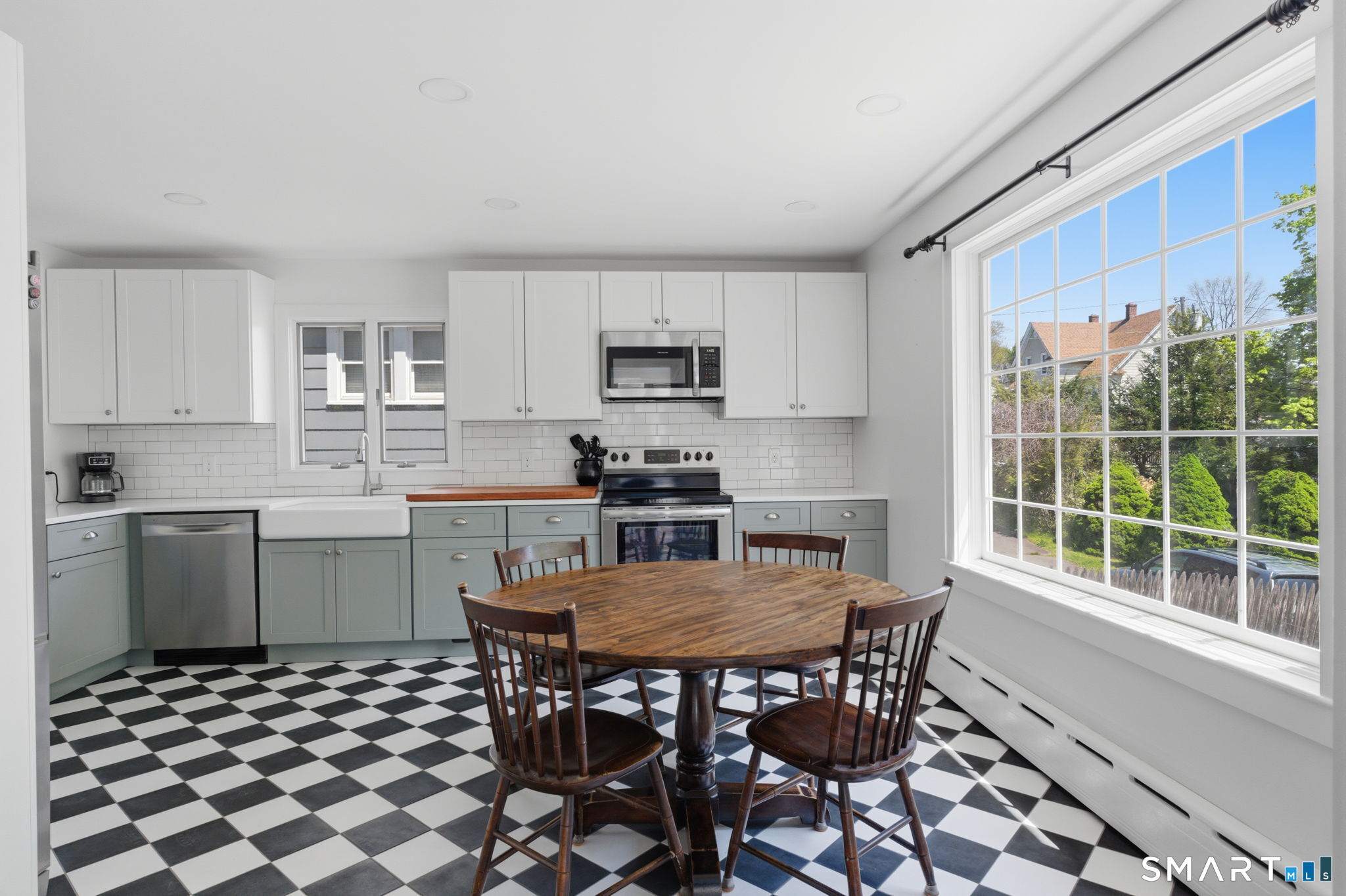 25 Walnut Street