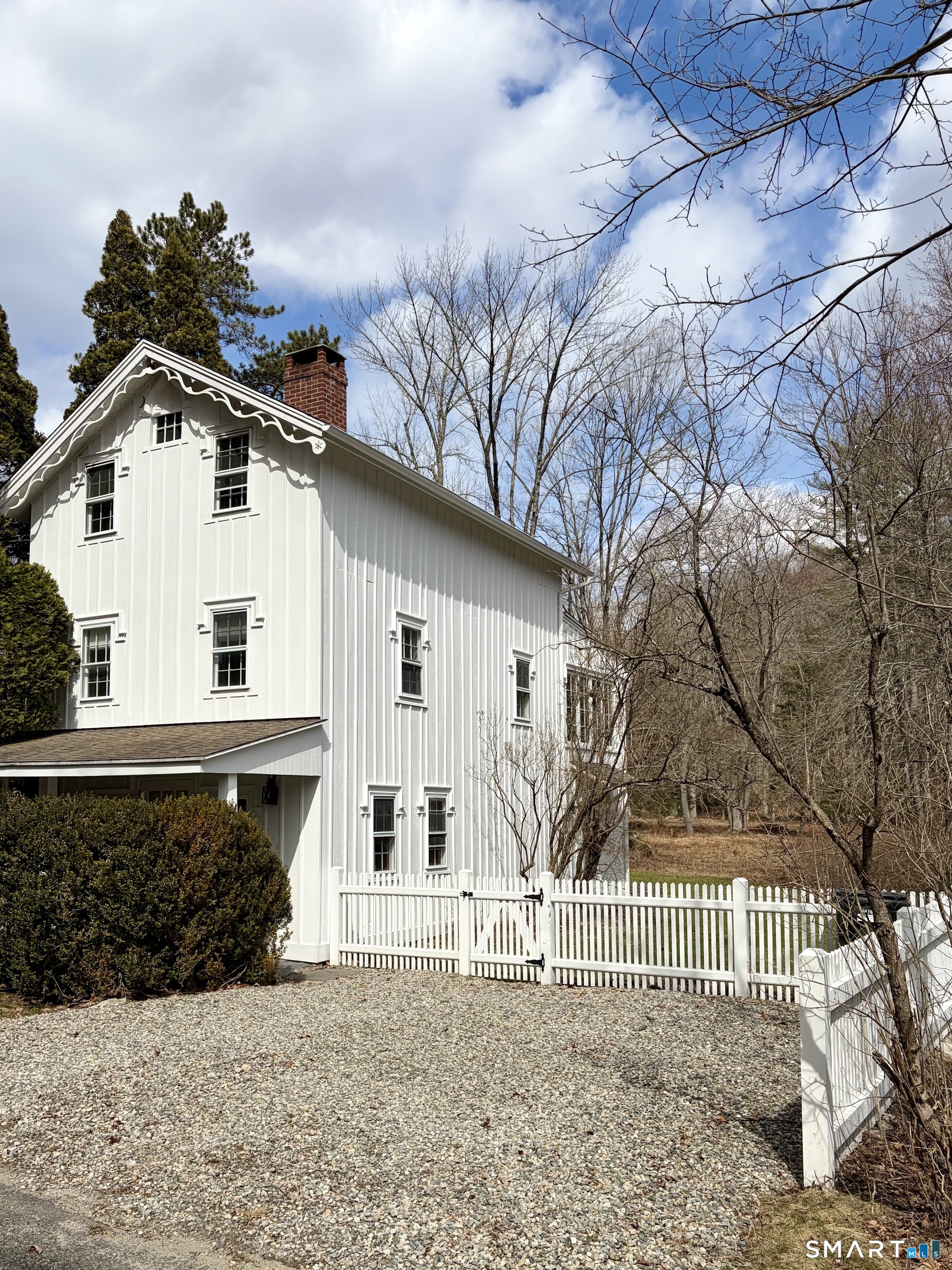 310 Valley Road
