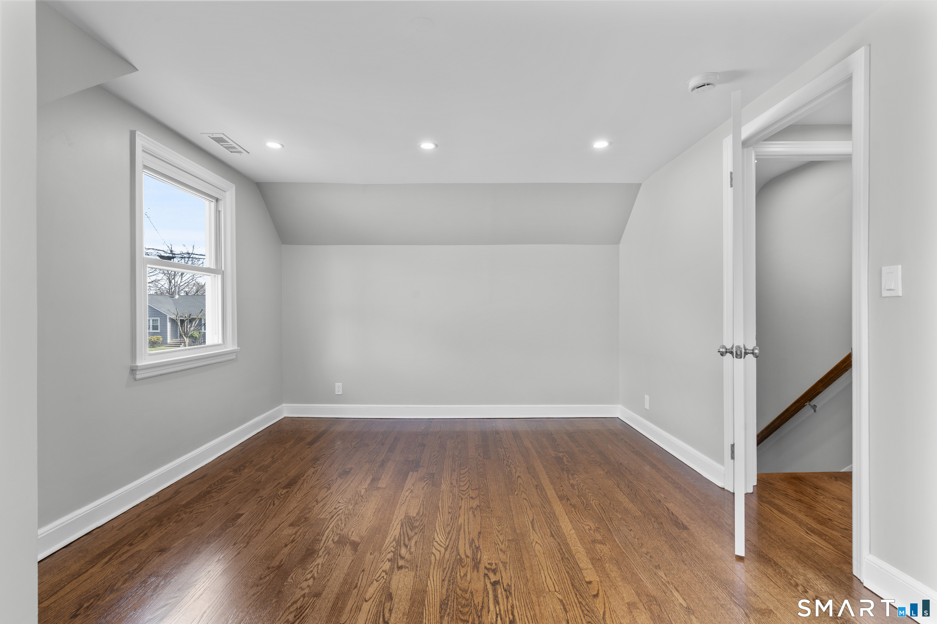 7 Fairview Avenue