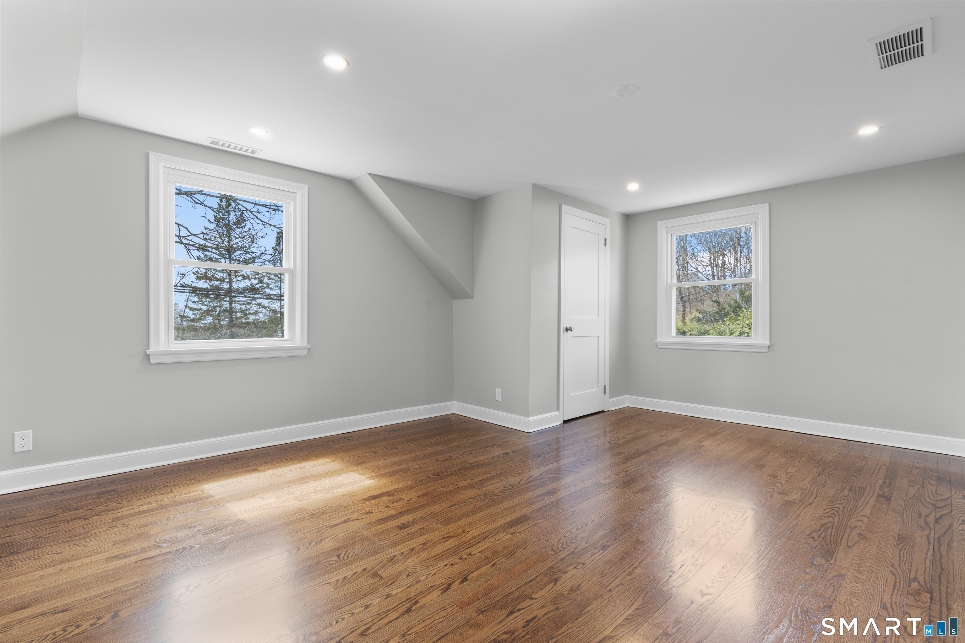 7 Fairview Avenue