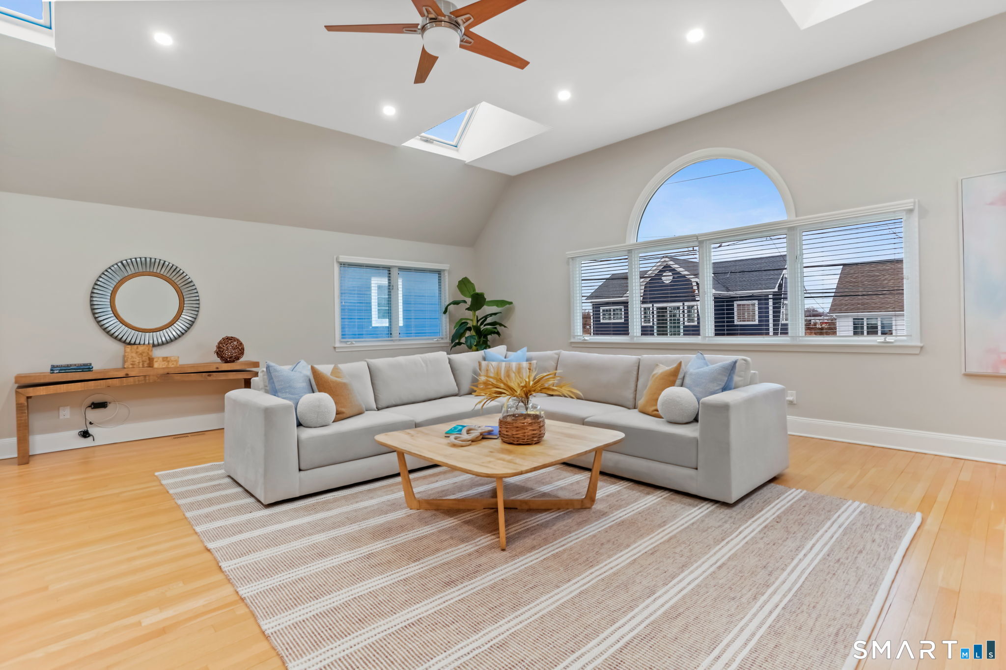 1149 & 1148 Fairfield Beach Road