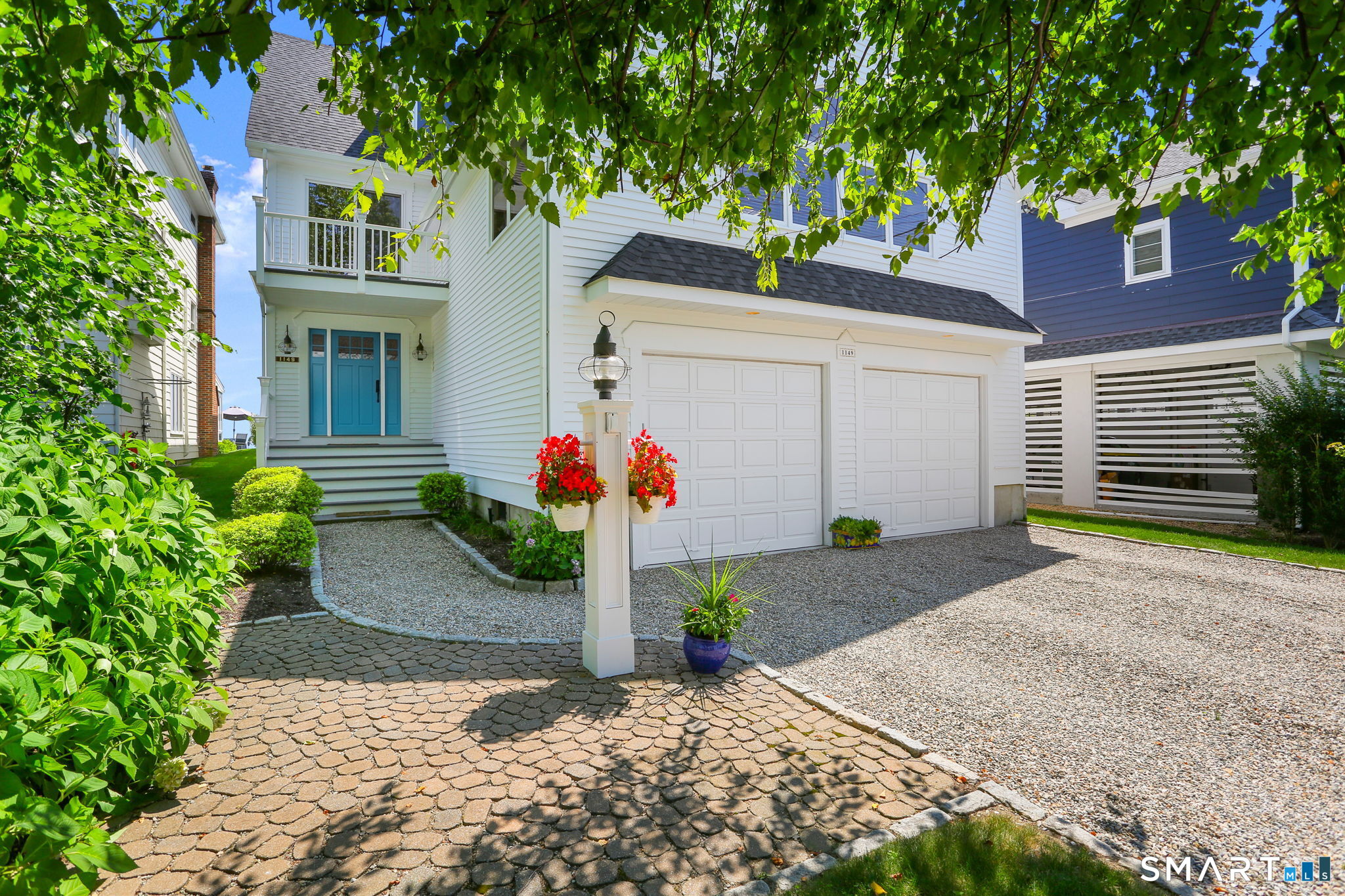1149 & 1148 Fairfield Beach Road