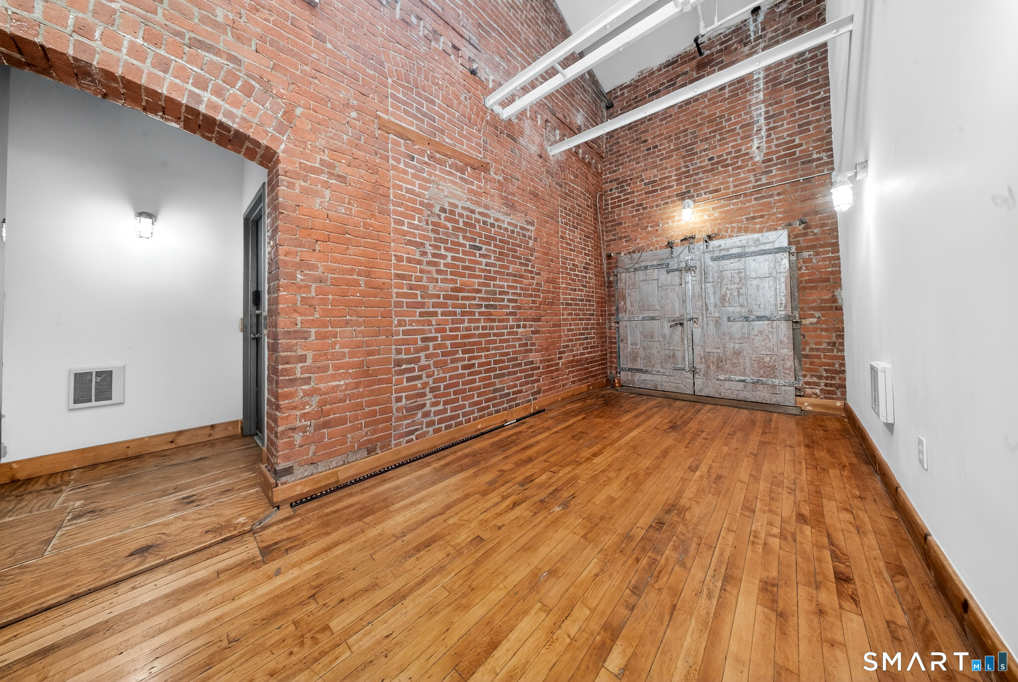 325 Lafayette Street 8309