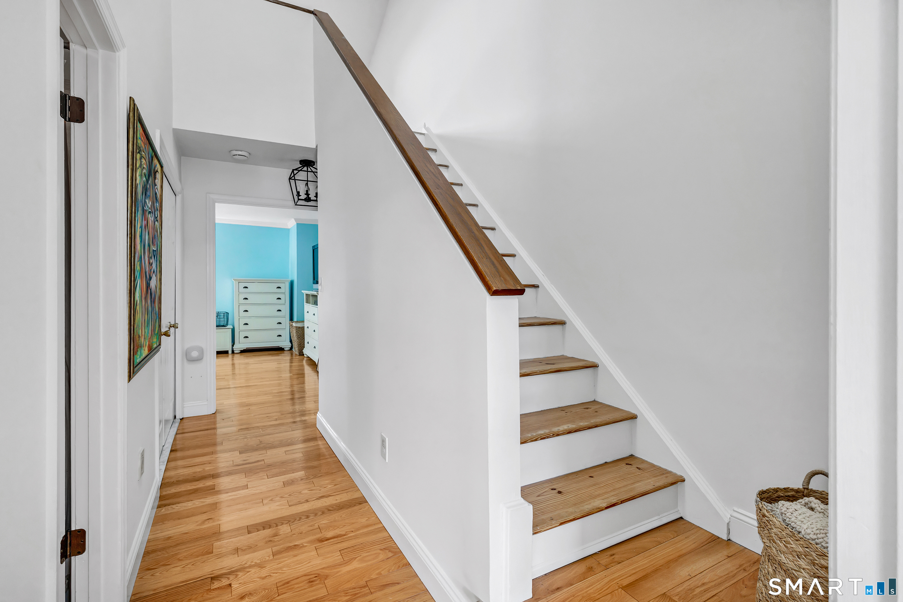 5 Glen Street 204