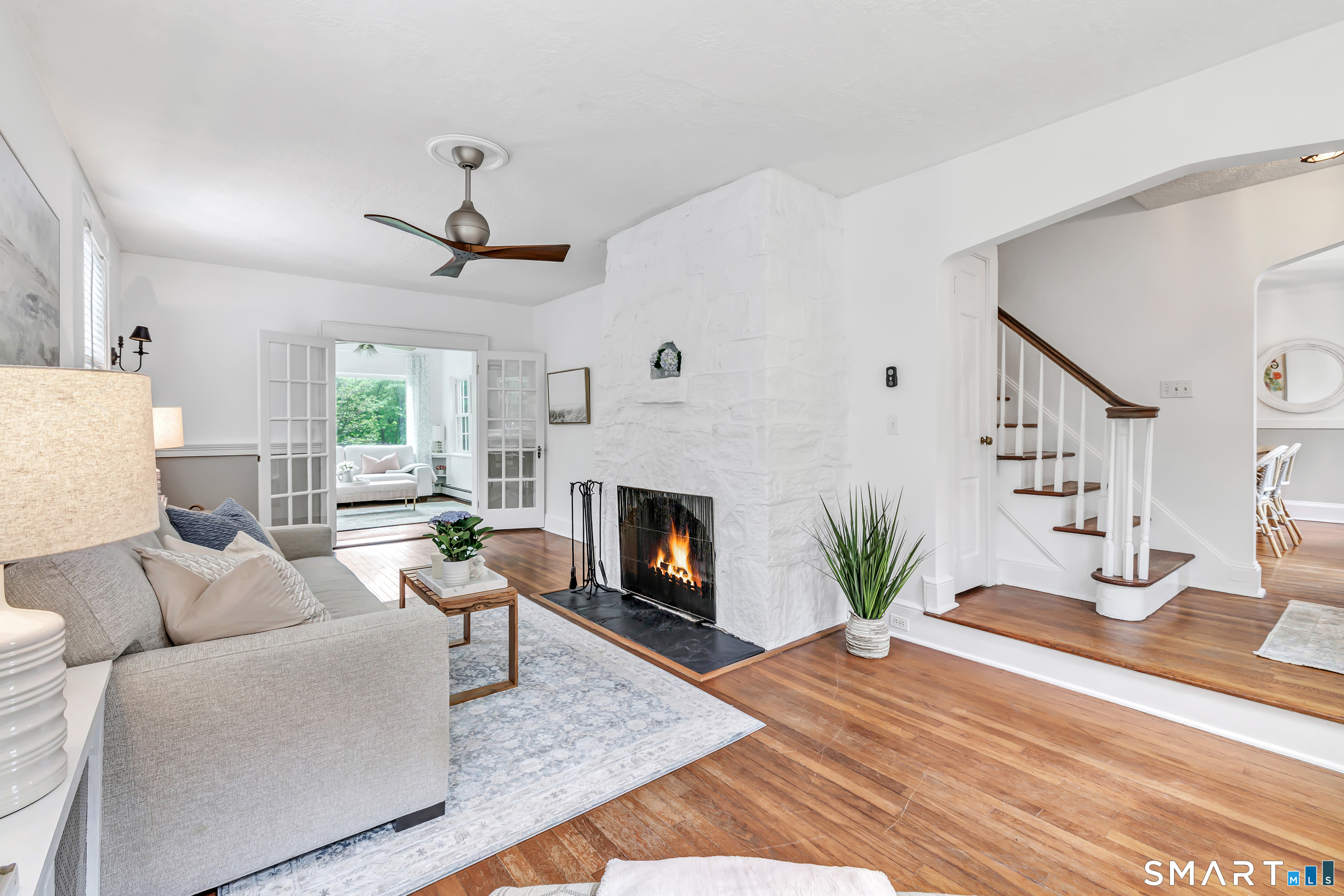 464 Round Hill Road