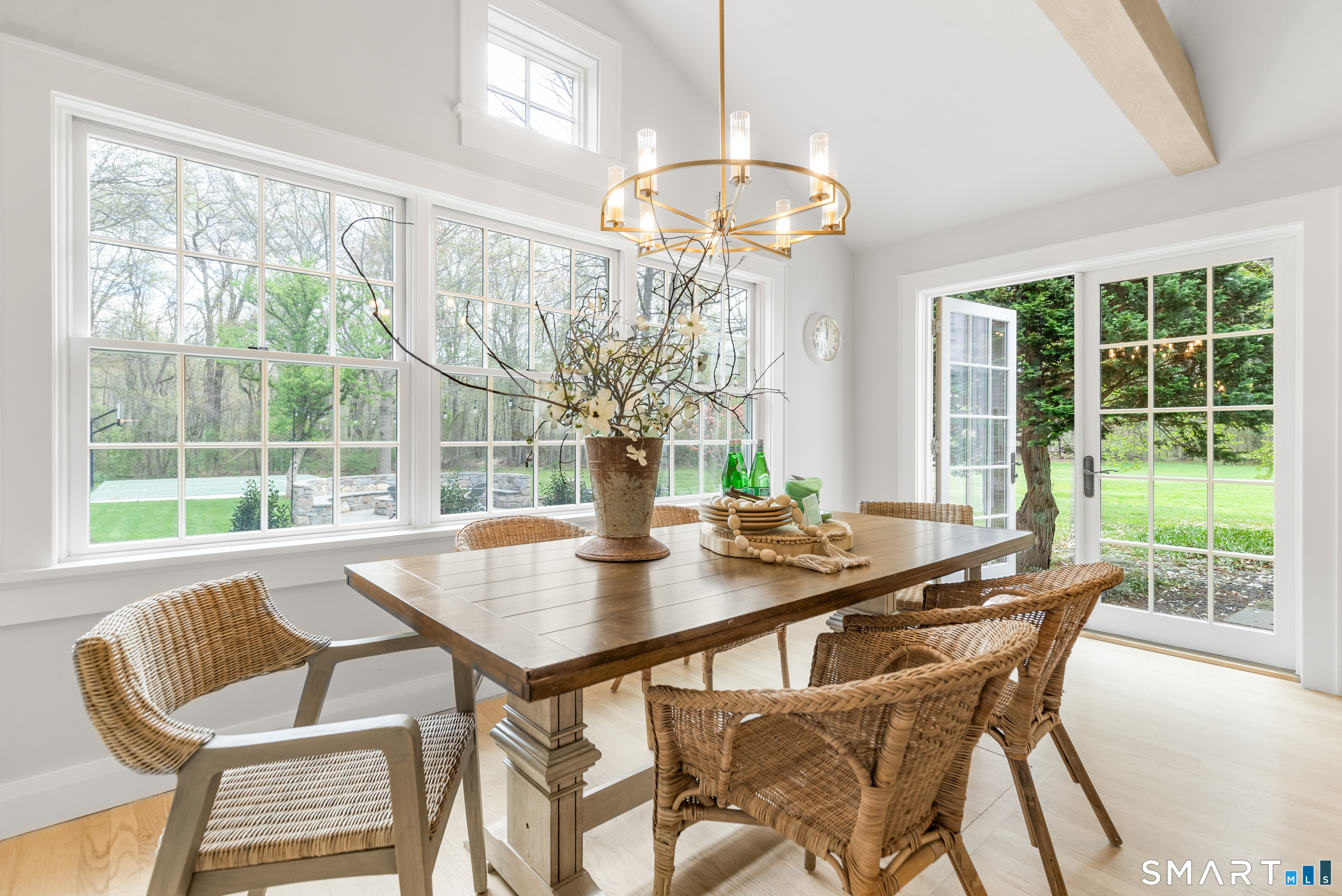 3810 Congress Street