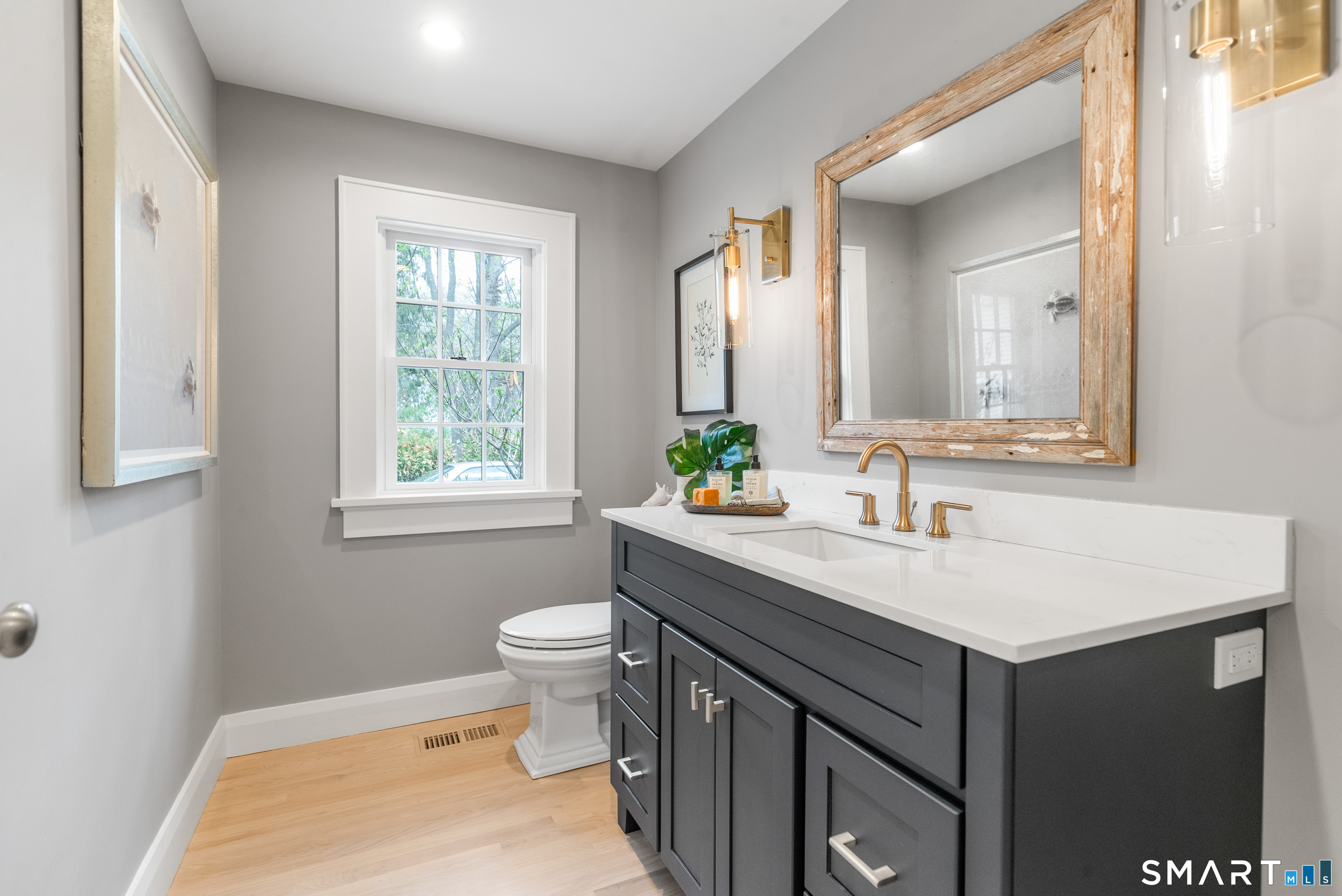 3810 Congress Street