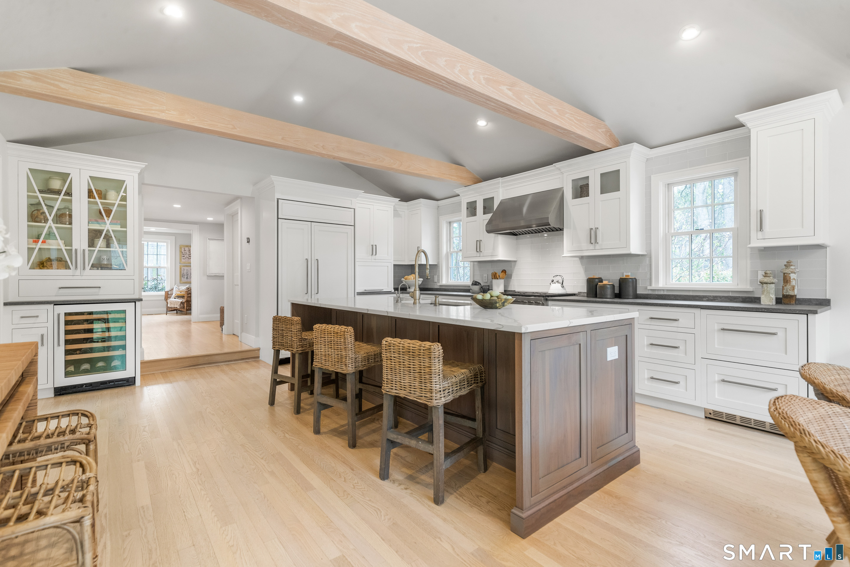 3810 Congress Street