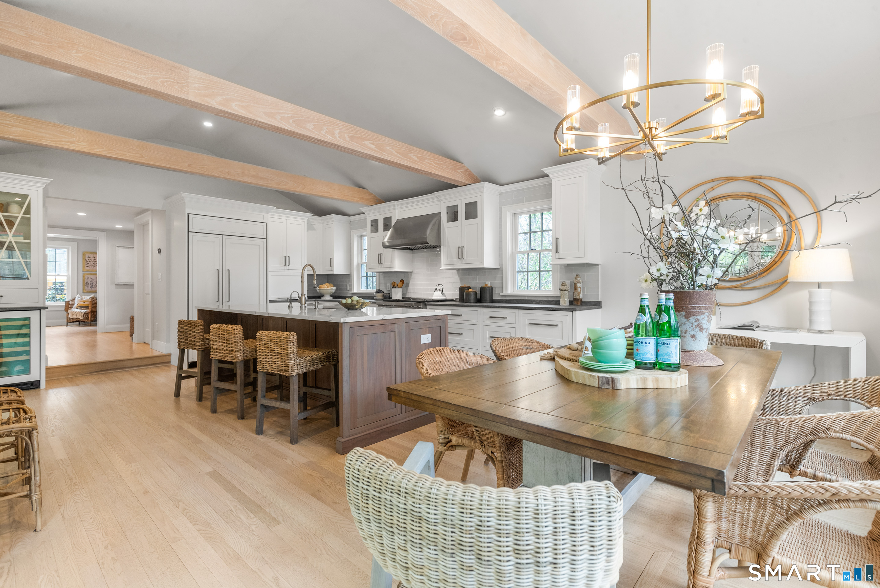 3810 Congress Street