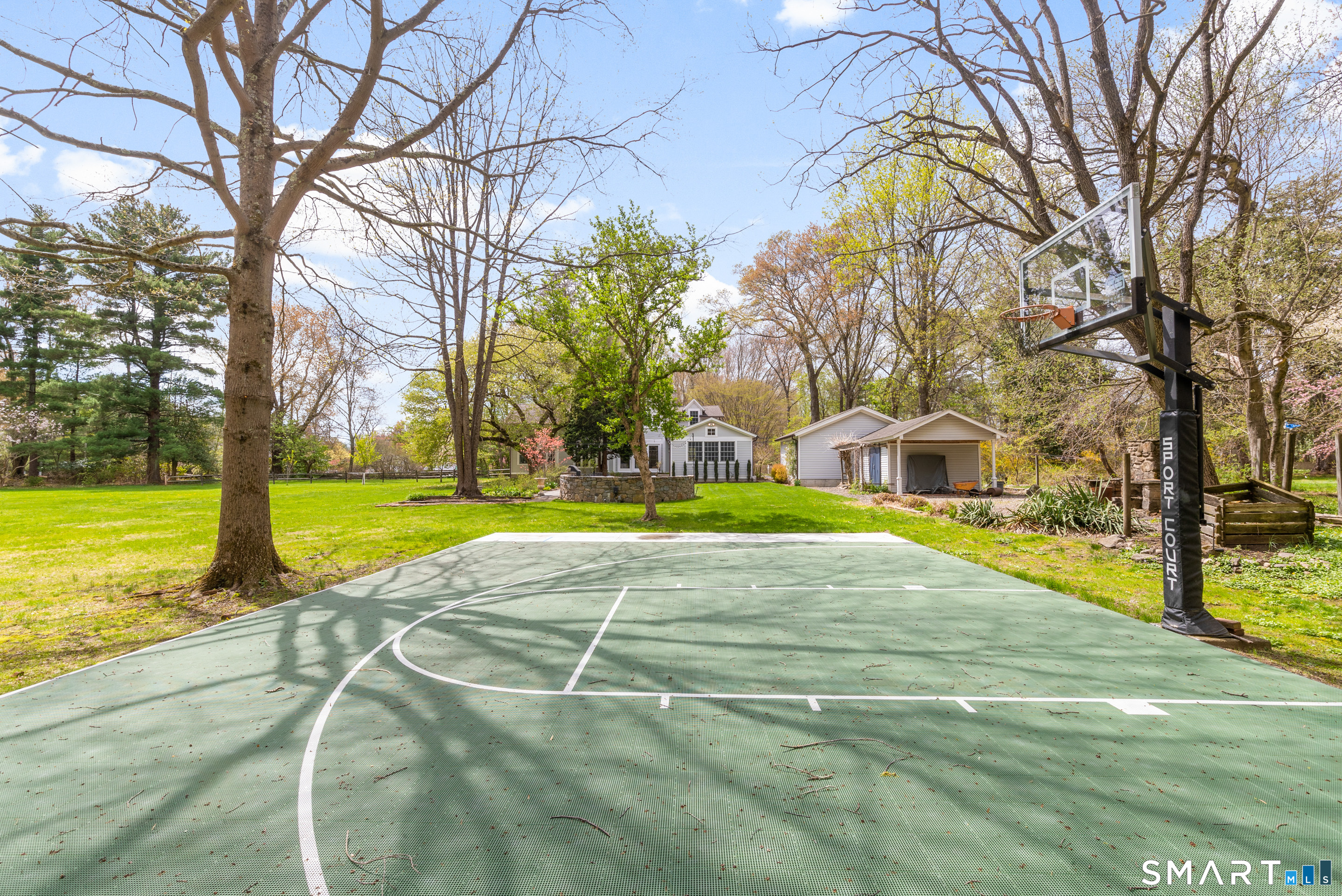 3810 Congress Street