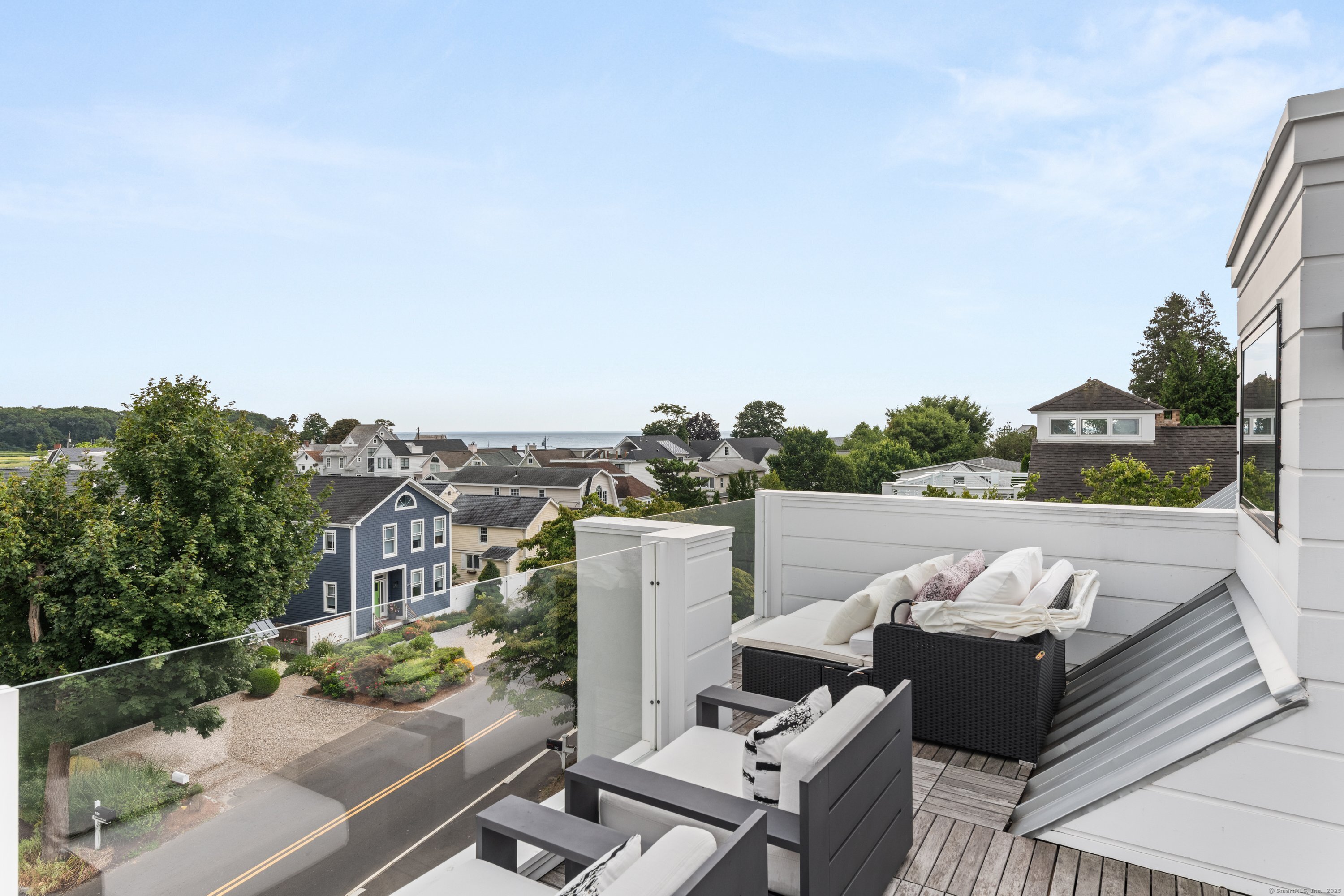 200 Hillspoint Road