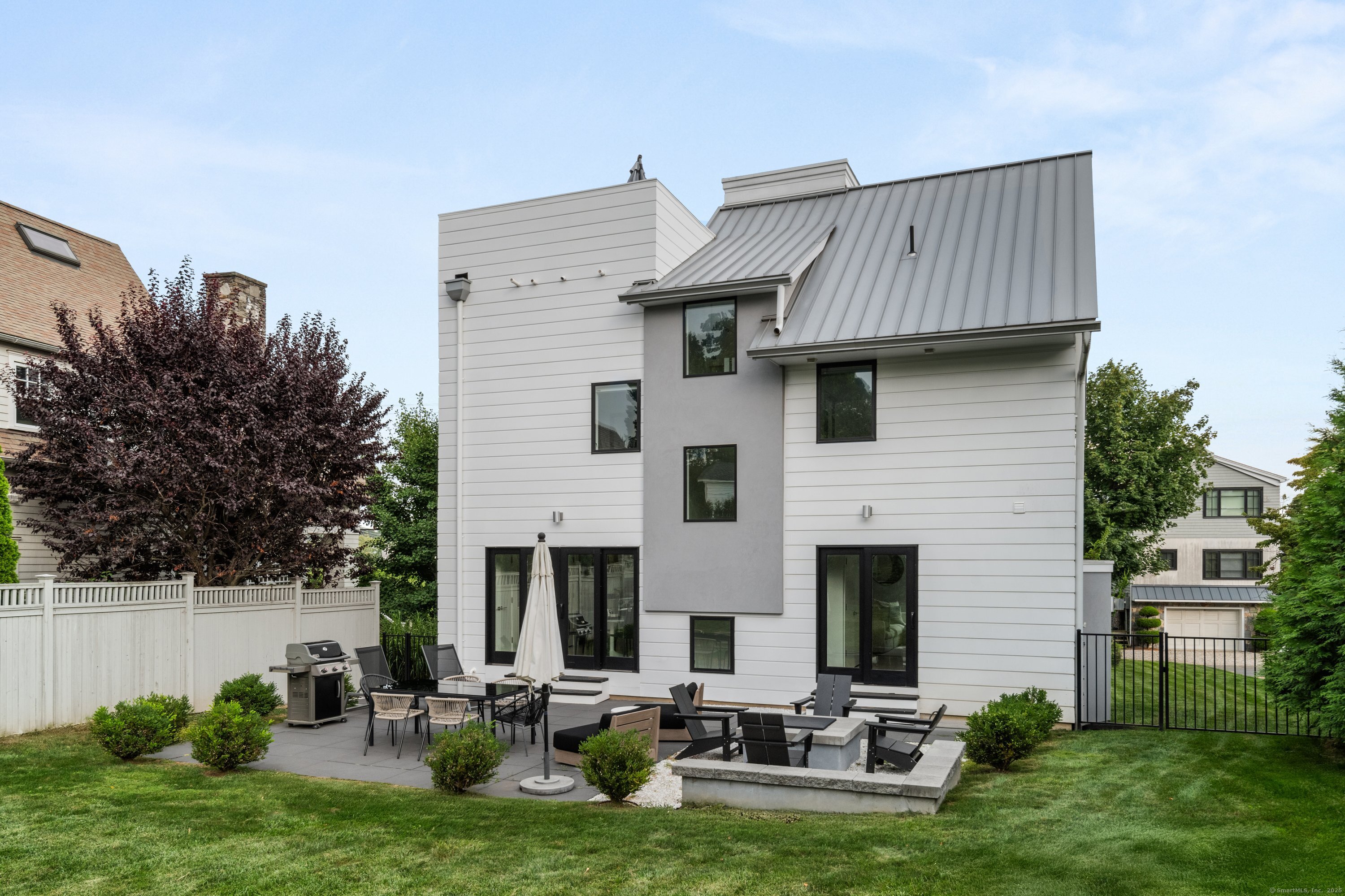200 Hillspoint Road