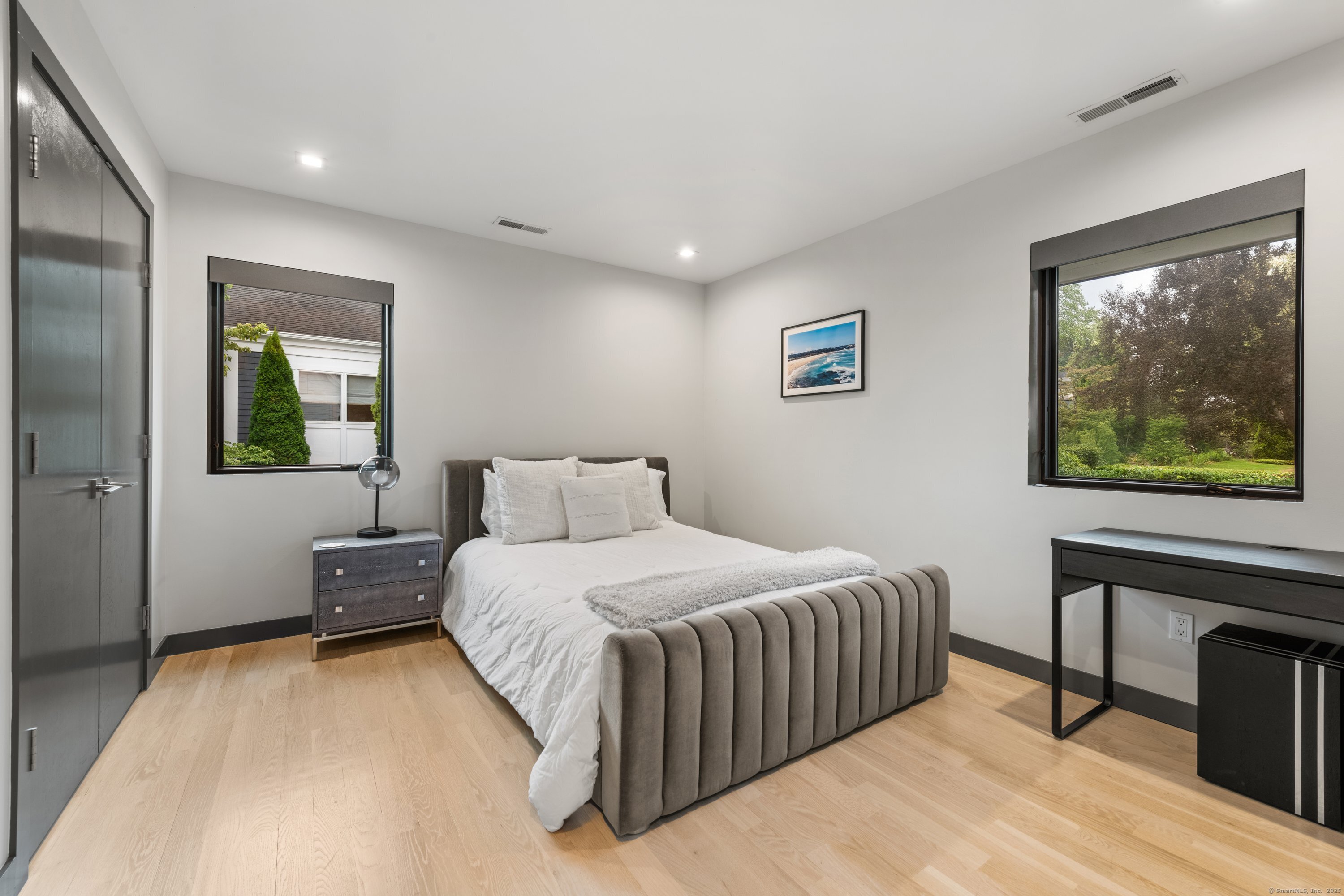 200 Hillspoint Road
