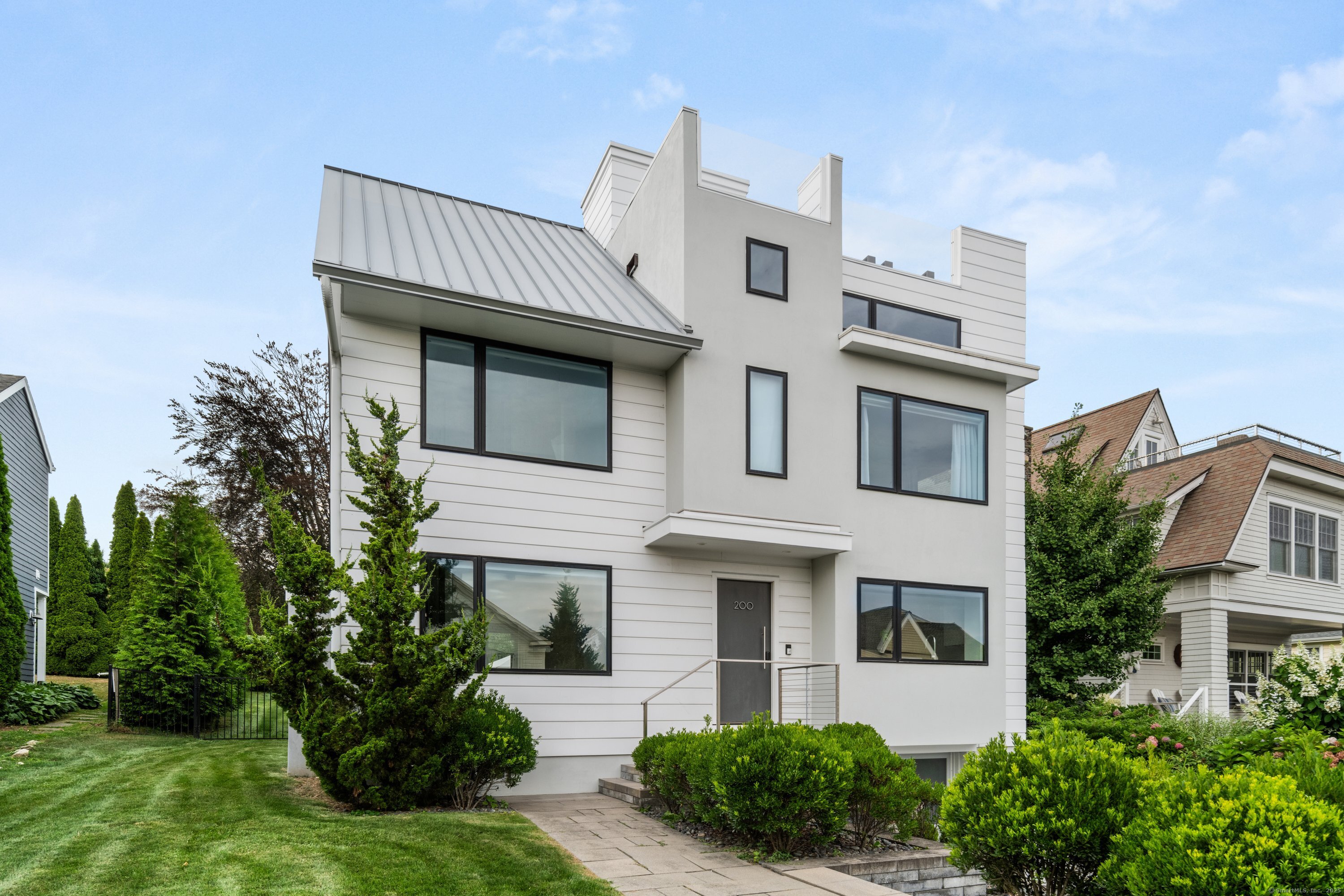 200 Hillspoint Road