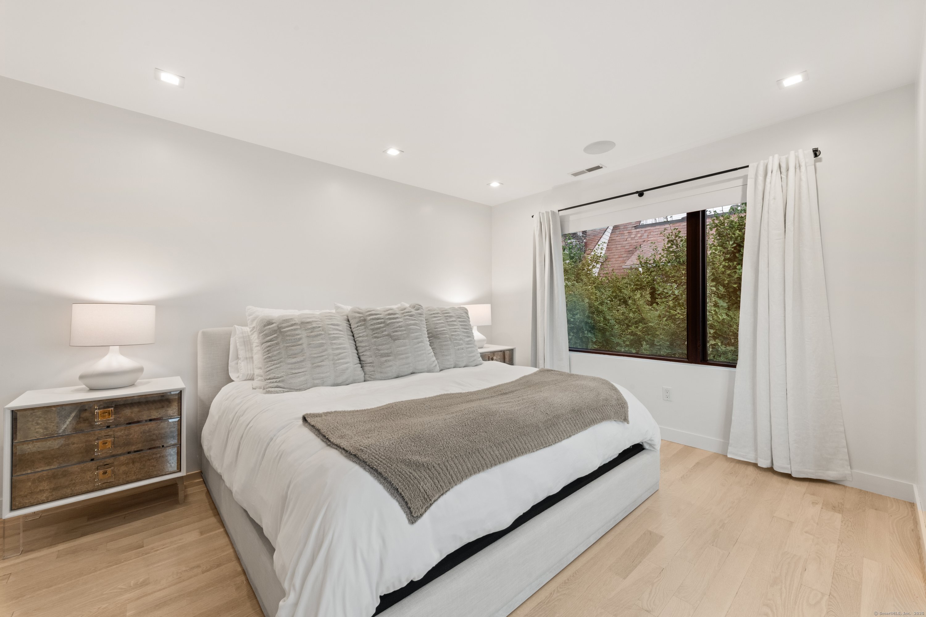 200 Hillspoint Road