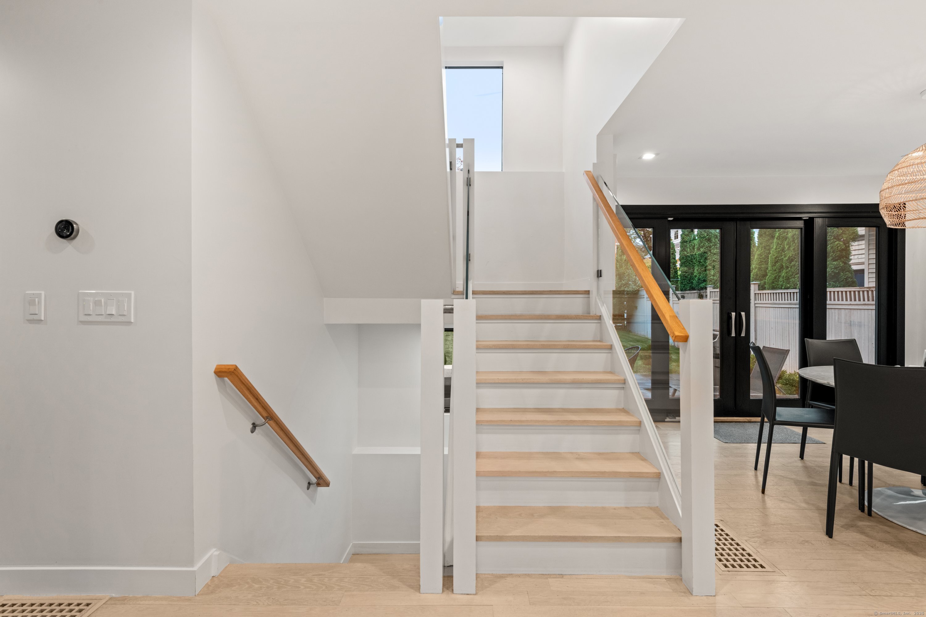 200 Hillspoint Road