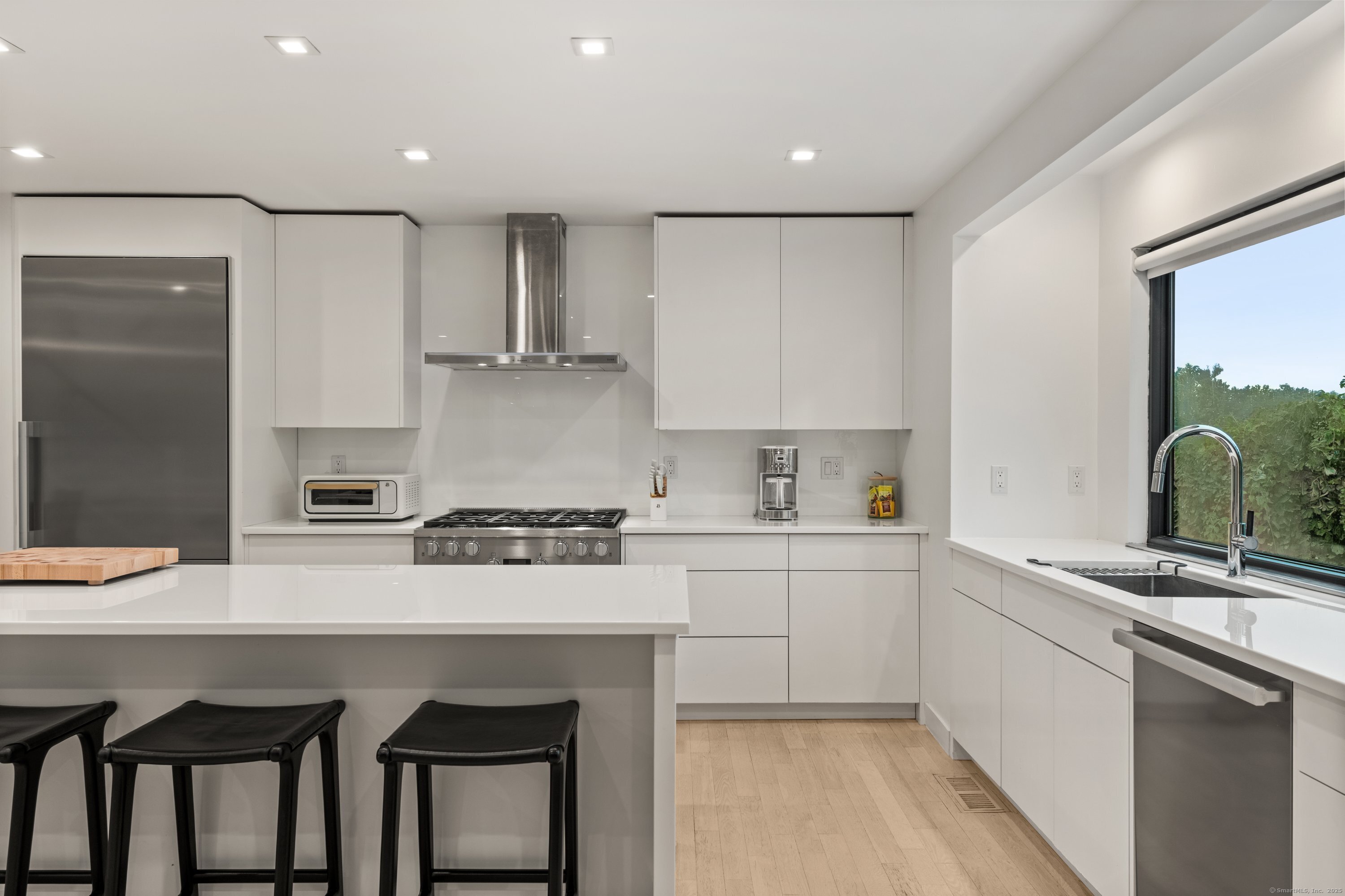 200 Hillspoint Road